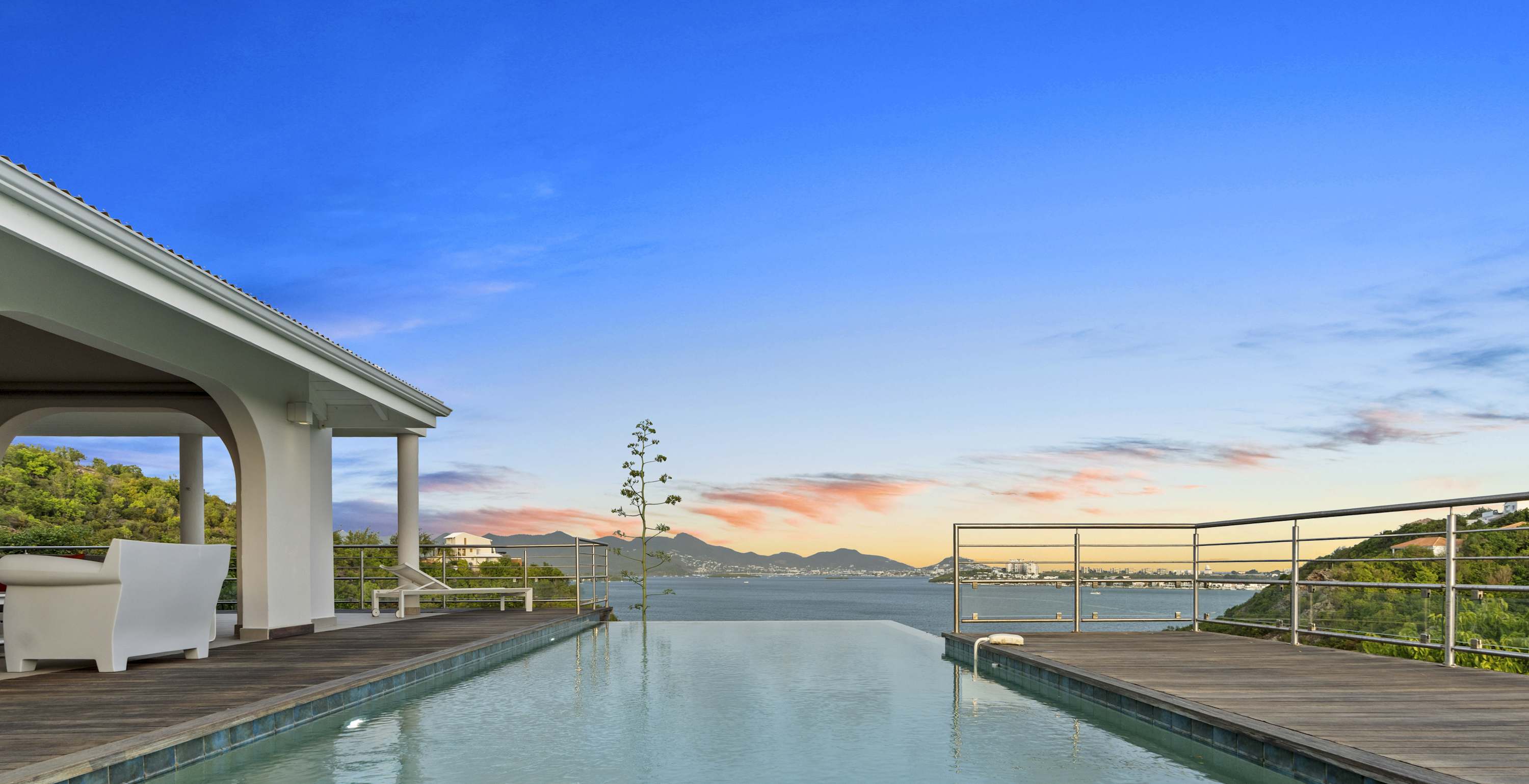 Villa Imagine in Terres Basses, Oceanfront Five Bedroom Villa with Private Pool - Photo 65