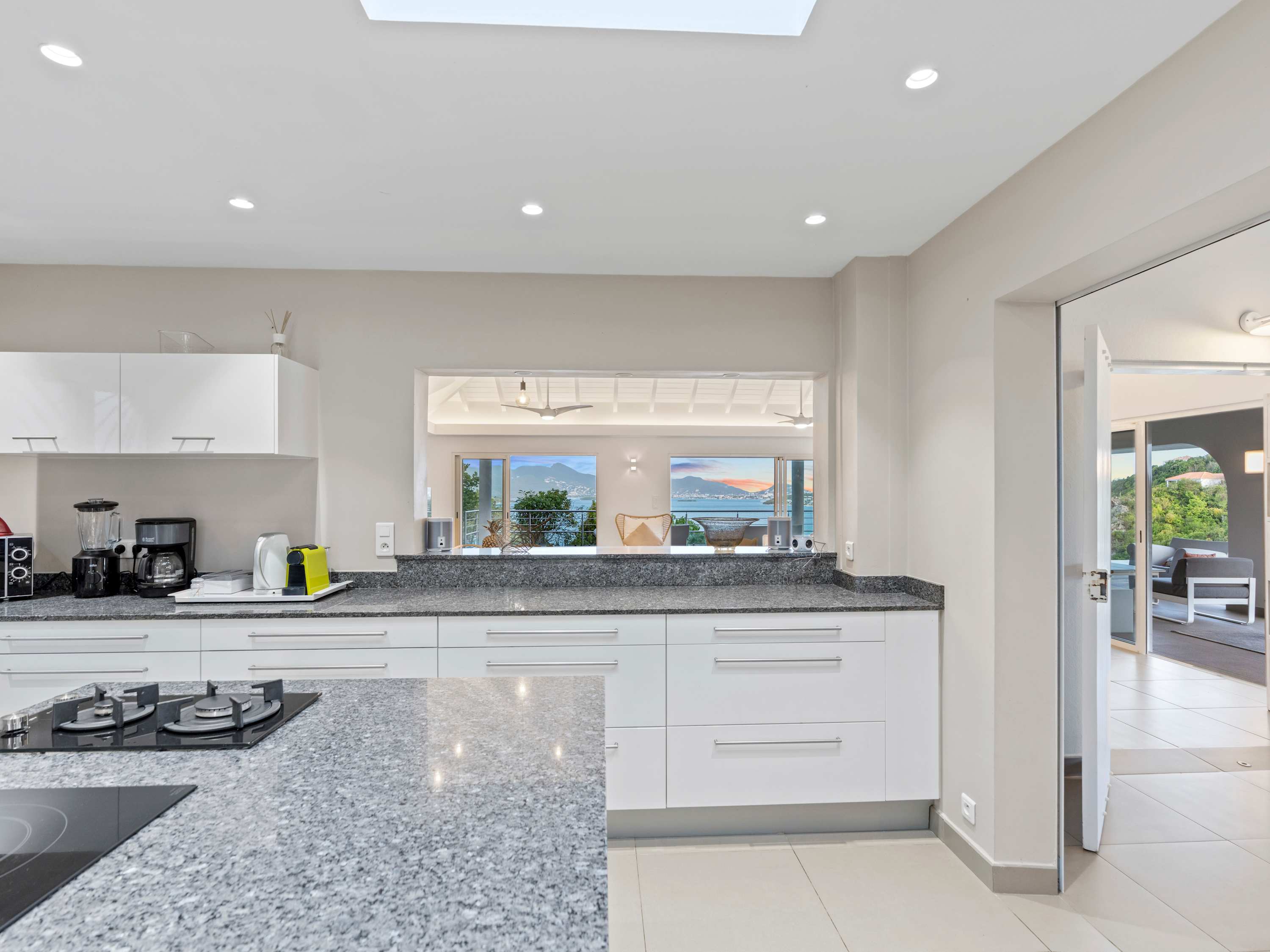 Villa Imagine in Terres Basses, Oceanfront Five Bedroom Villa with Private Pool - Photo 71