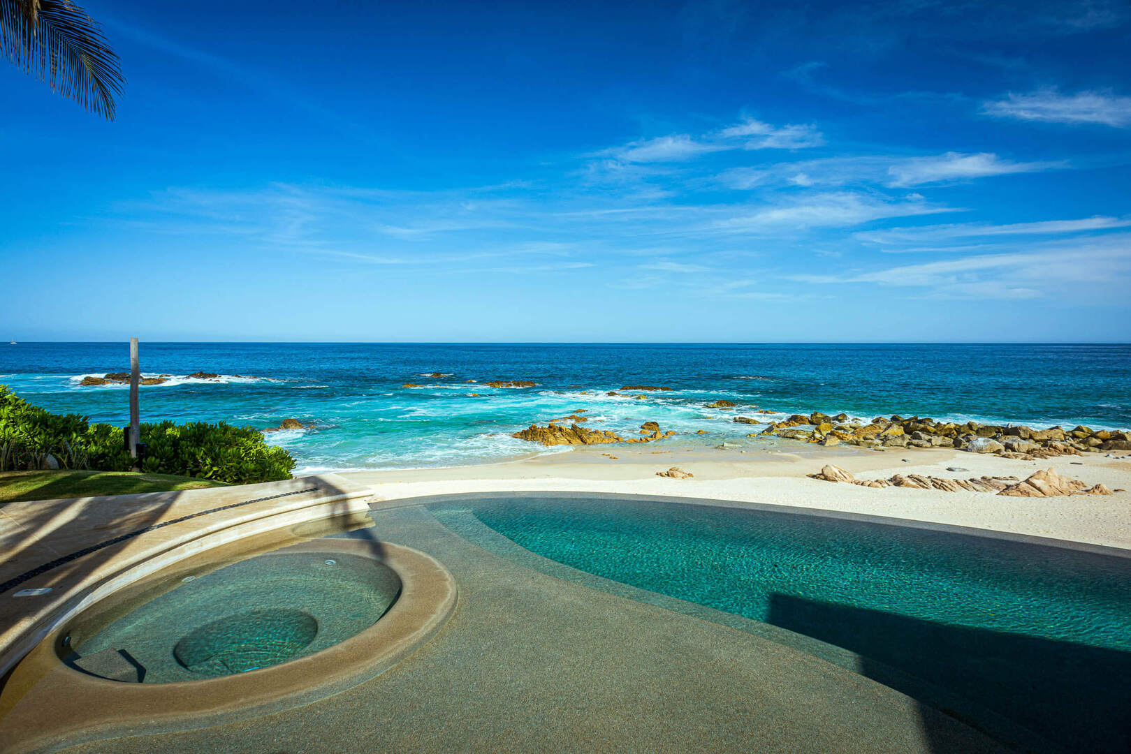 Villa La Concha, Oceanfront Six-Bedroom Estate in Cabo Real Gallery 2