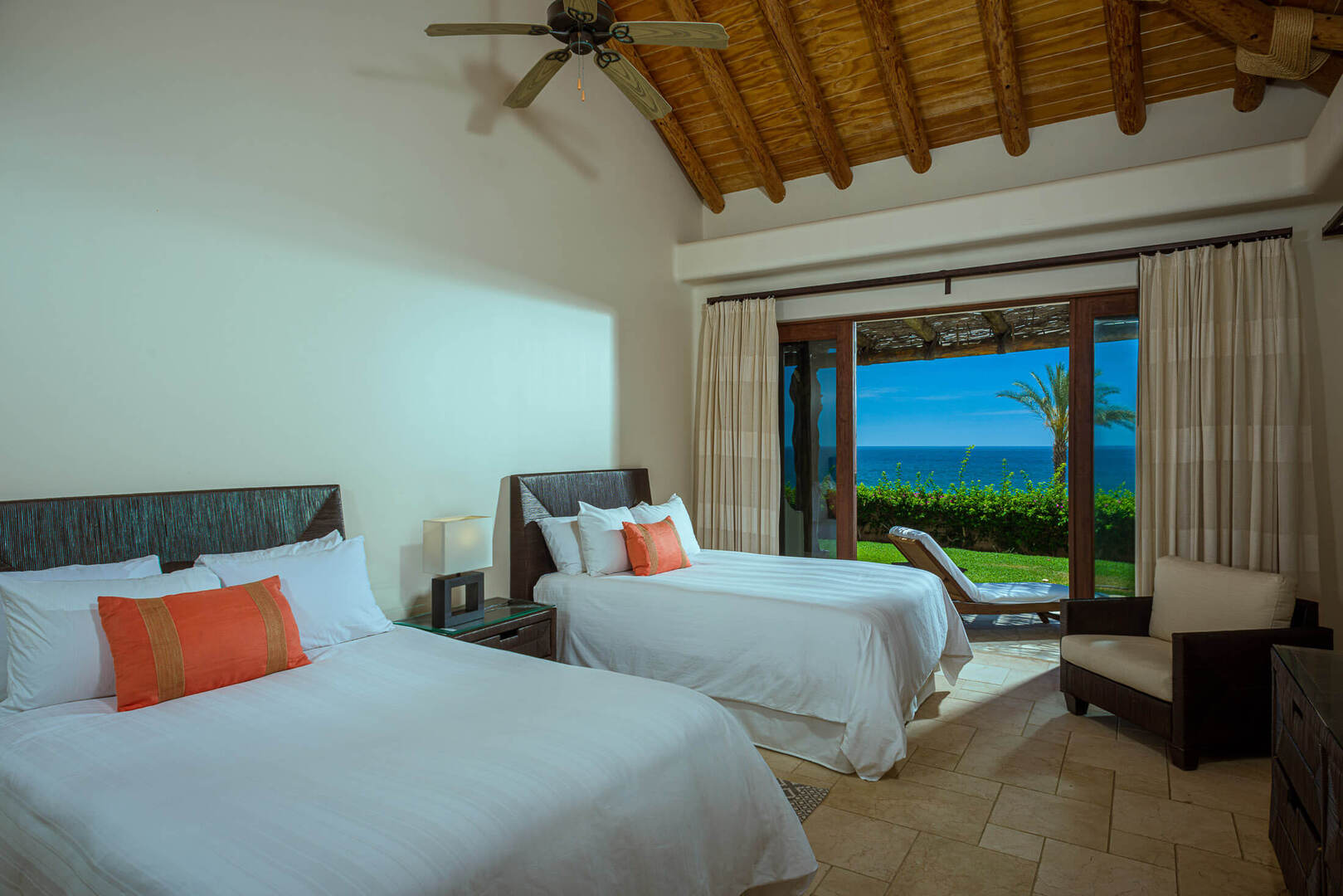 Villa La Concha, Oceanfront Six-Bedroom Estate in Cabo Real - Photo 37