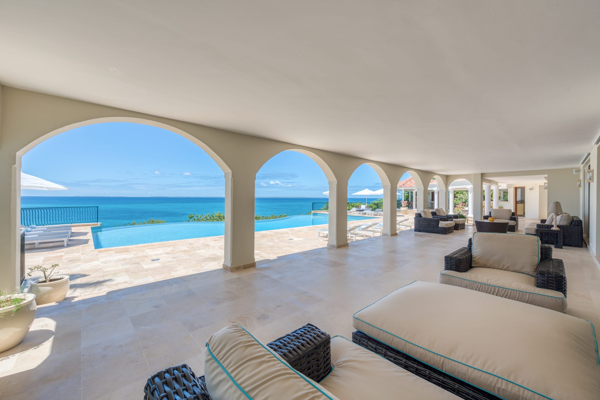 Villa La Dacha, Cliffside Terres Basses Villa with Anguilla Views - Photo 15