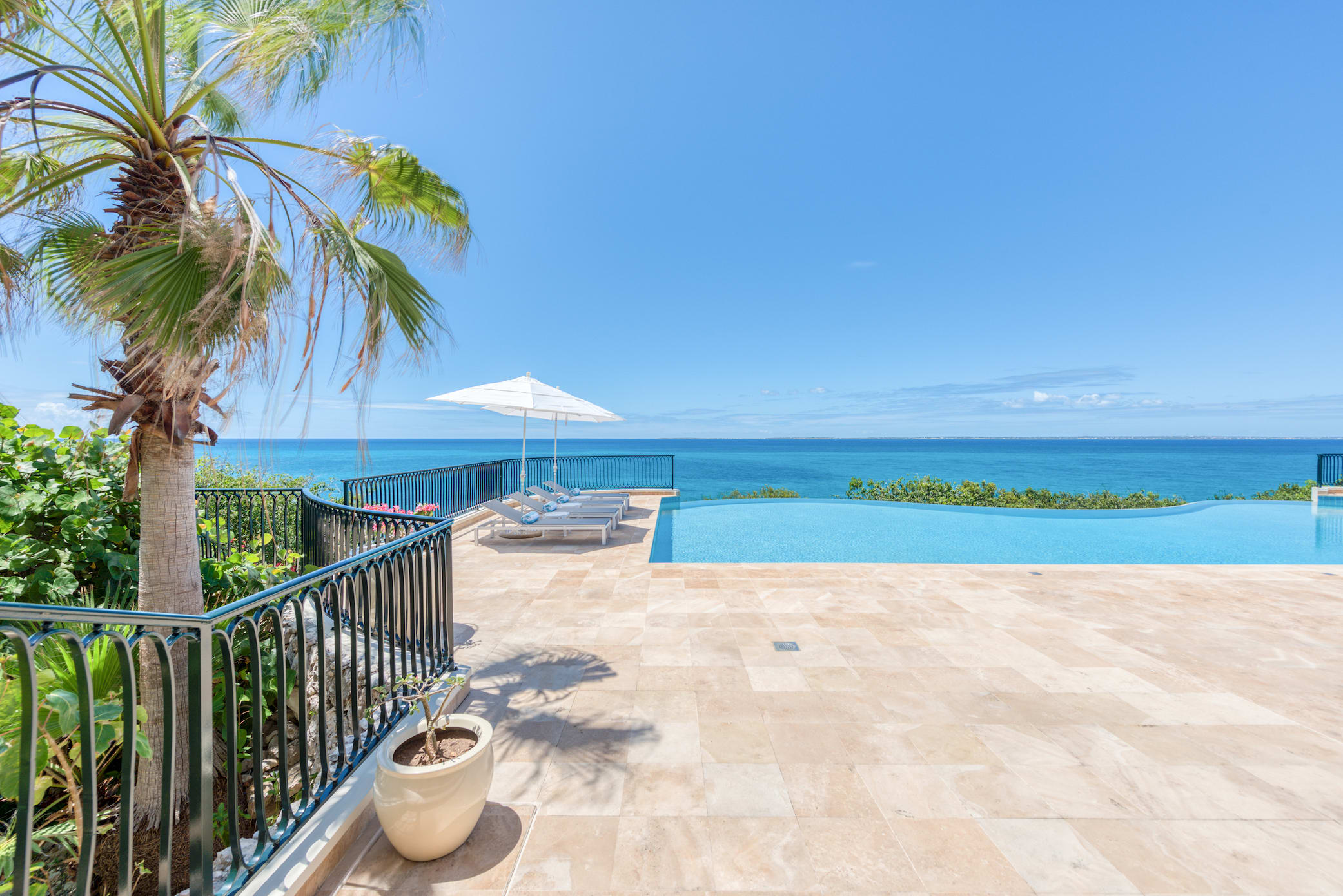 Villa La Dacha, Cliffside Terres Basses Villa with Anguilla Views - Photo 16