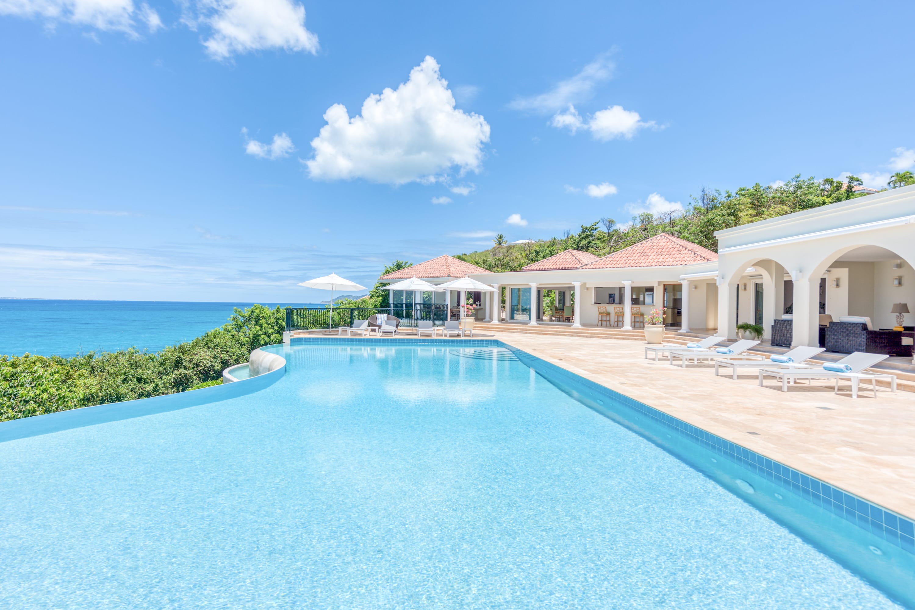 Villa La Dacha, Cliffside Terres Basses Villa with Anguilla Views - Photo 8
