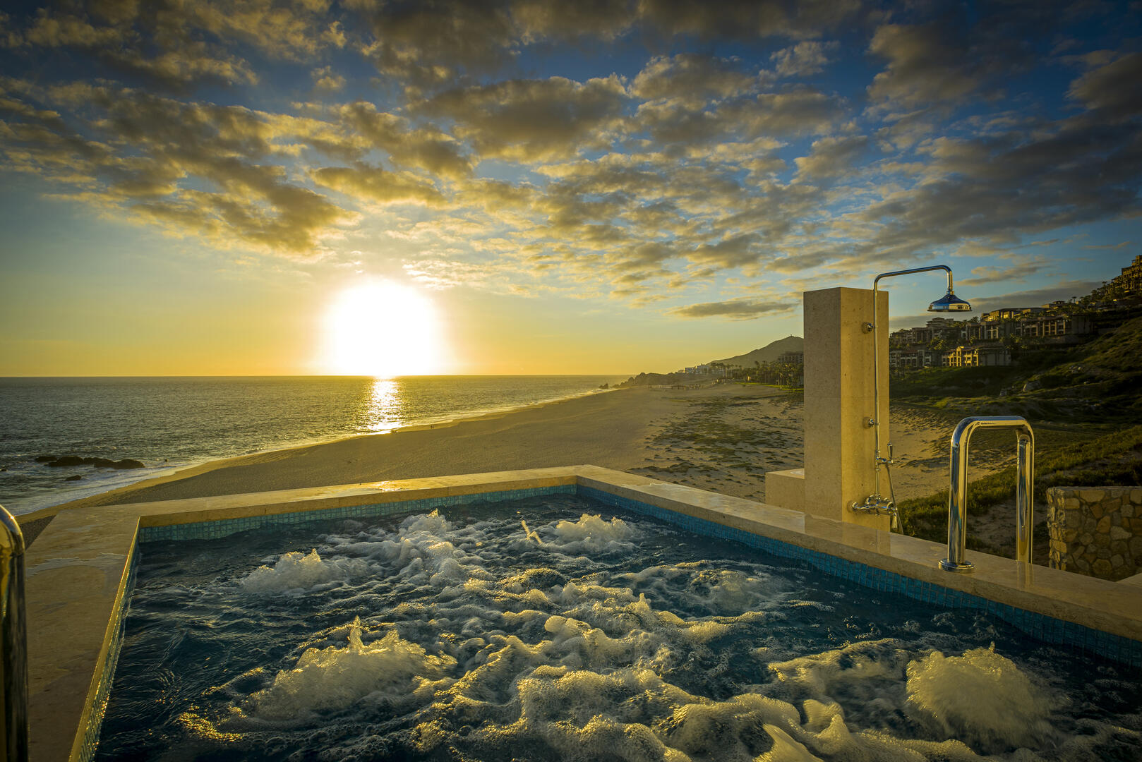 Villa La Datcha, A 10-Bedroom Beachfront Estate in Pedregal - Photo 7