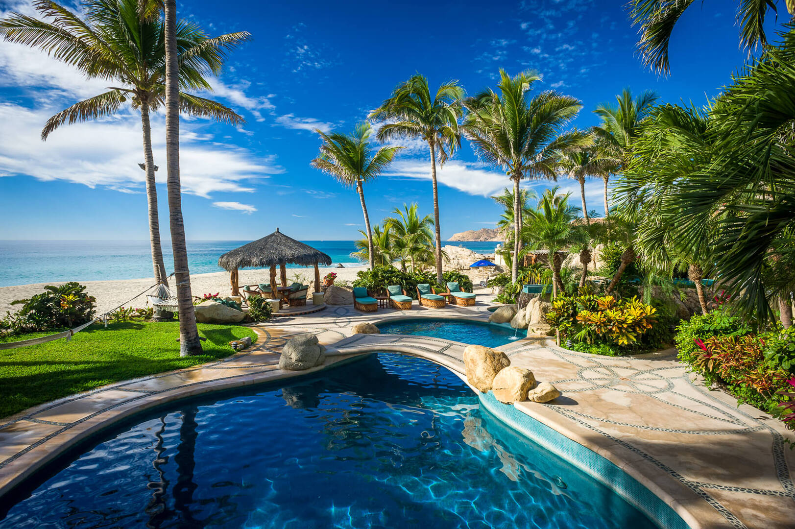 Villa Las Rocas, Beachfront Palapa Estate on Playa El Tule Gallery 3