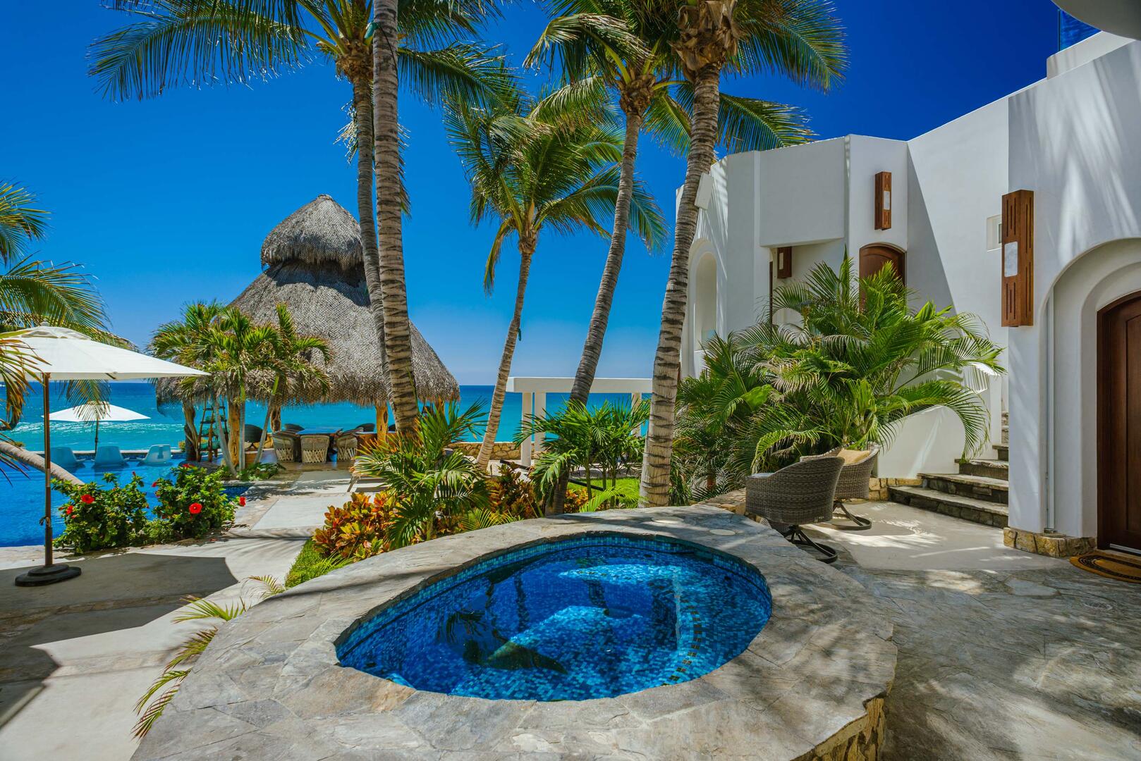 Villa Las Salinas, Beachfront Seven-Bedroom Estate in El Encanto - Photo 13