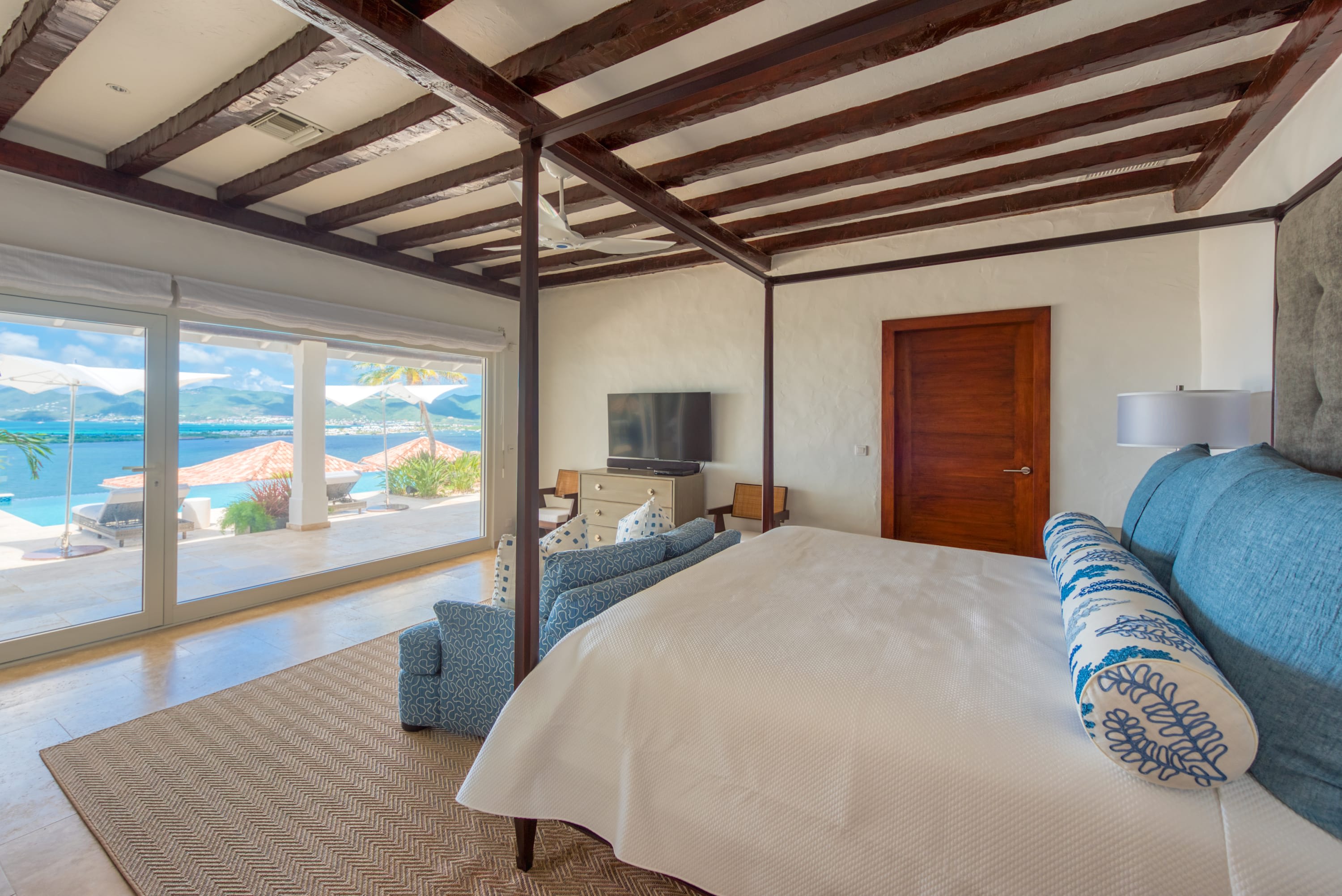 Villa Le Rocher, A Five Bedroom Terres Basses Villa with Simpson Bay Views - Photo 19