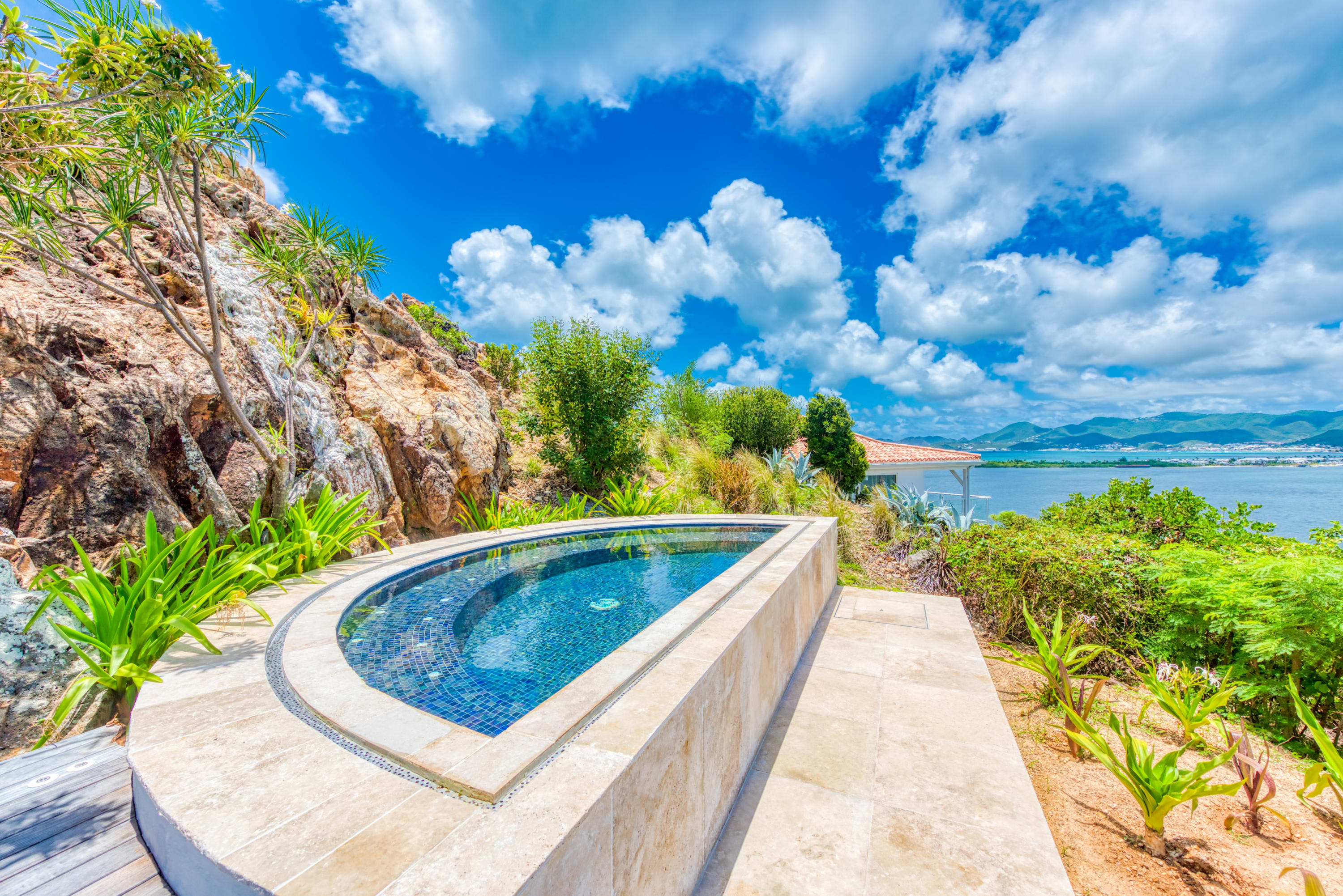 Villa Le Rocher, A Five Bedroom Terres Basses Villa with Simpson Bay Views - Photo 7