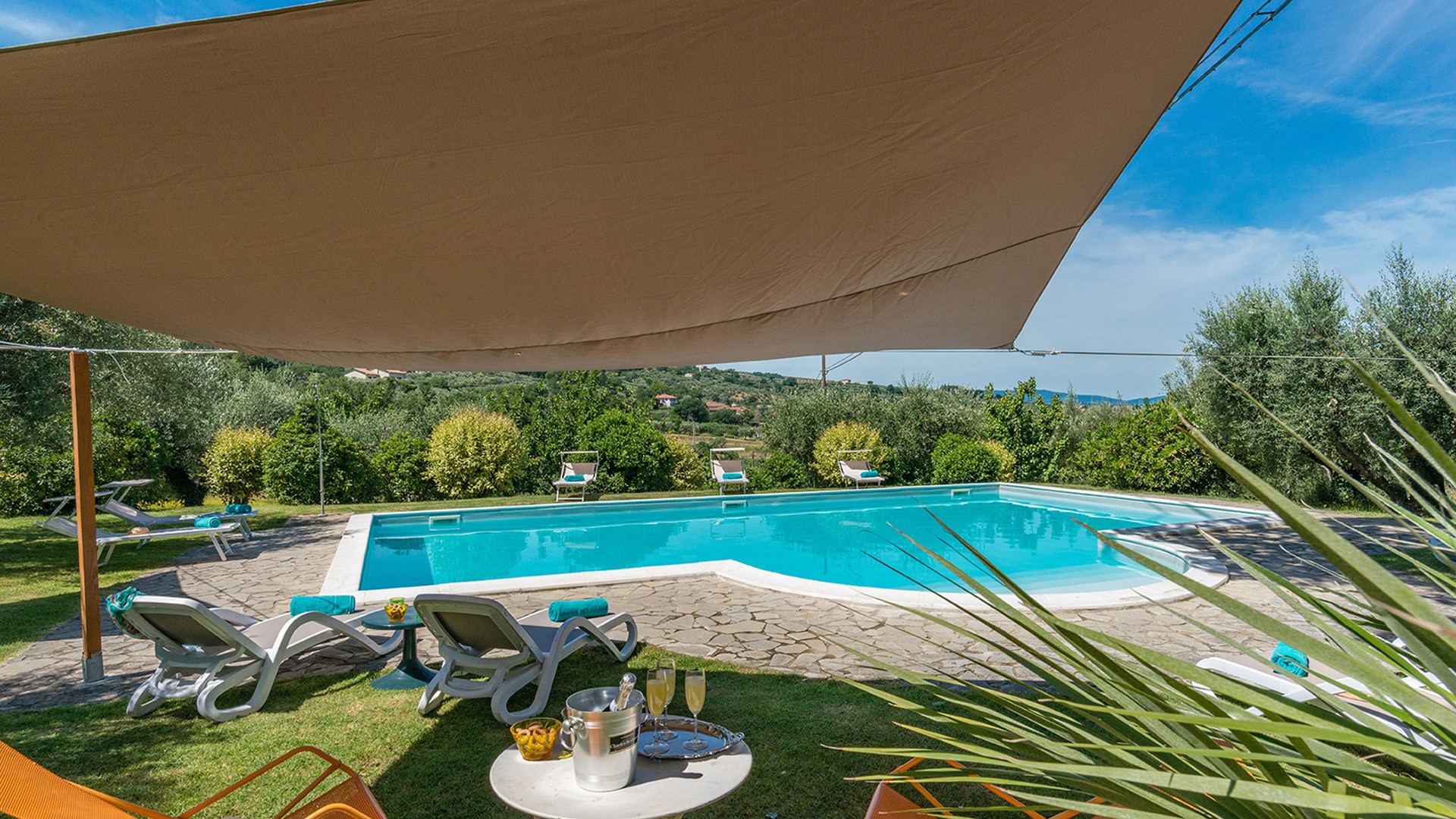 Villa Lemura 10BR, a frescoed Umbrian noble villa near Lake Trasimeno - Photo 24