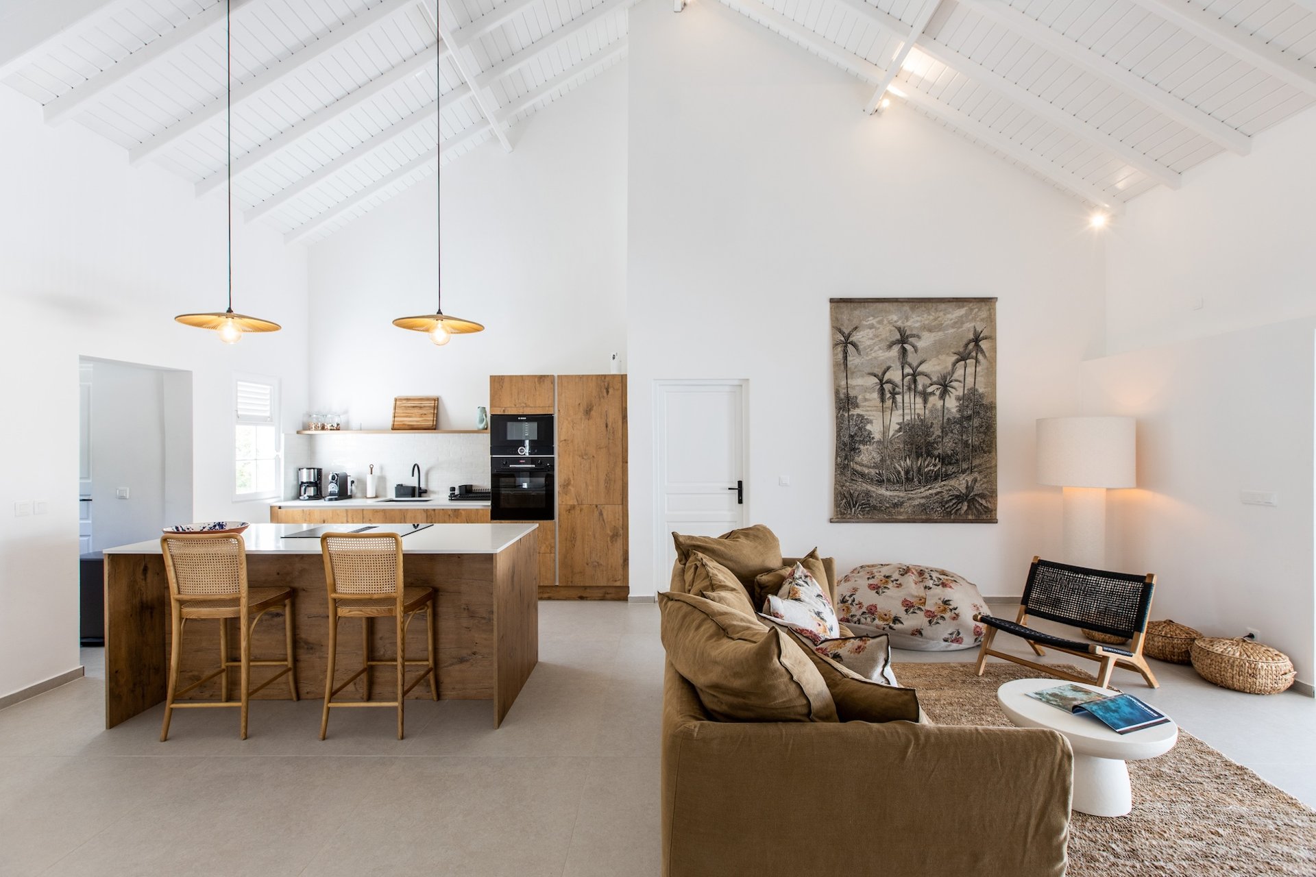 Villa Les Oliviers, a Four-Bedroom Terres Basses Retreat with Private Pool and Koi-Pond Calm - Photo 20