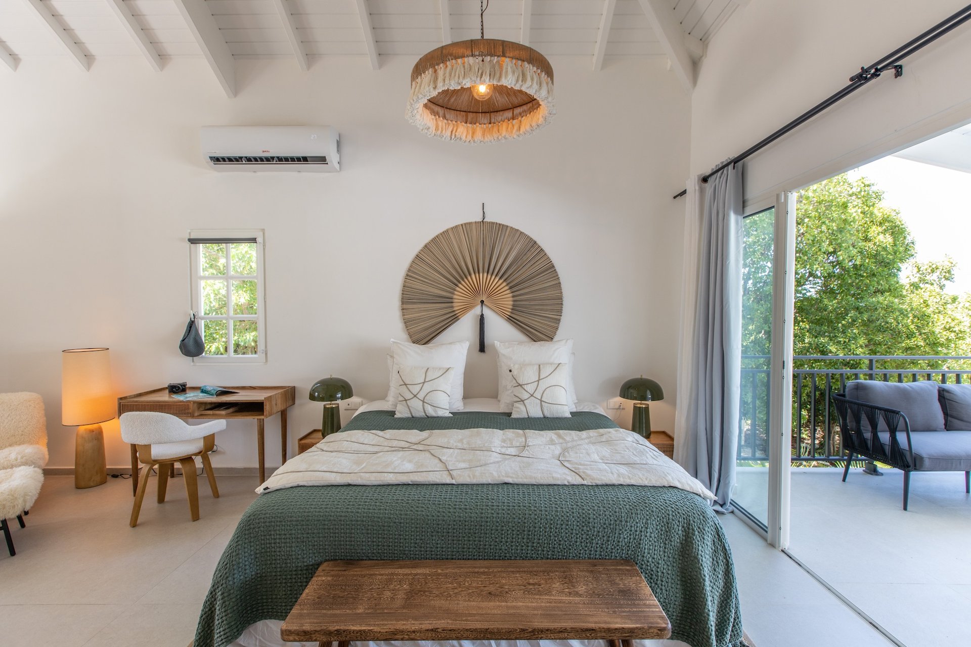 Villa Les Oliviers, a Four-Bedroom Terres Basses Retreat with Private Pool and Koi-Pond Calm - Photo 26
