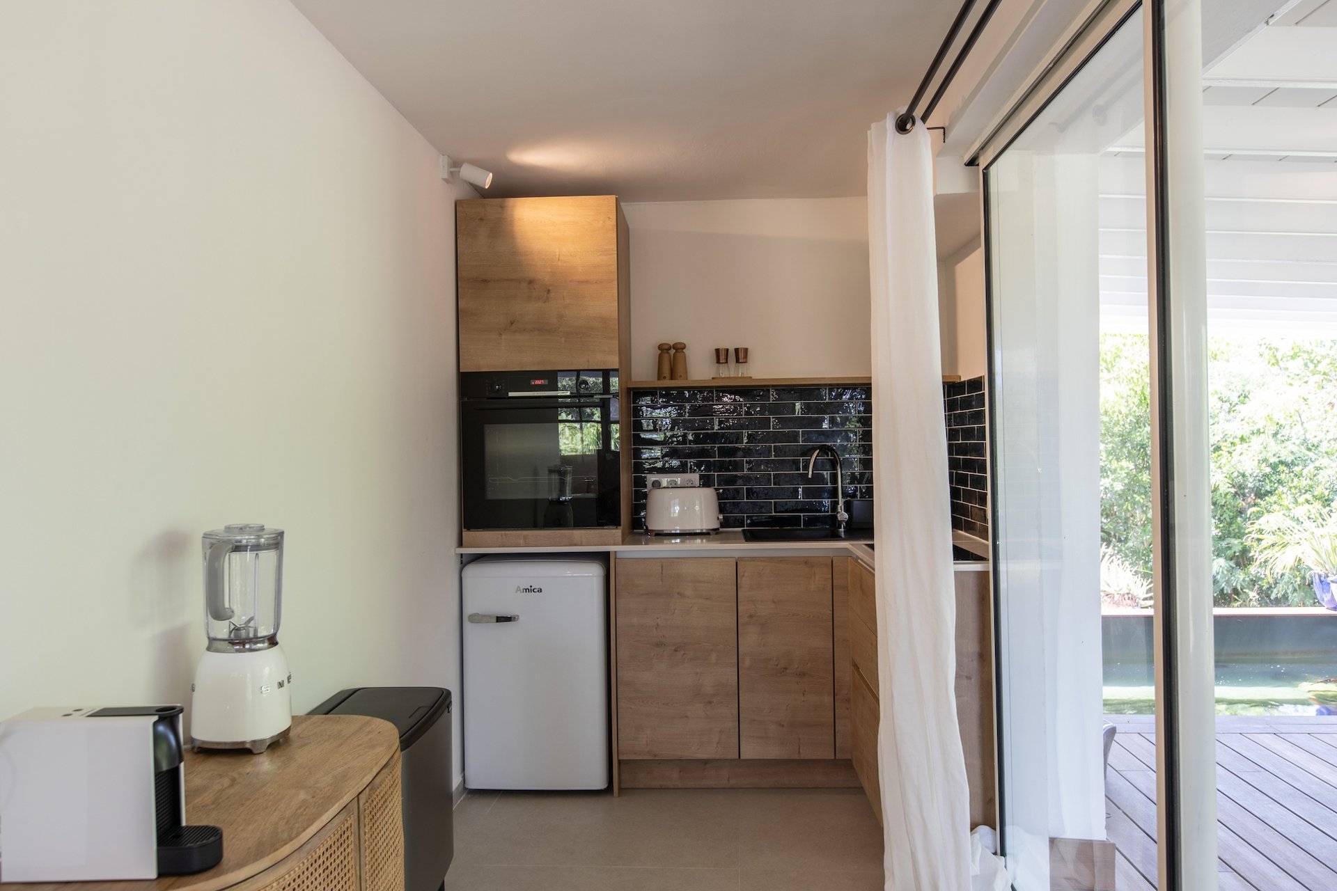 Villa Les Oliviers, a Four-Bedroom Terres Basses Retreat with Private Pool and Koi-Pond Calm - Photo 47