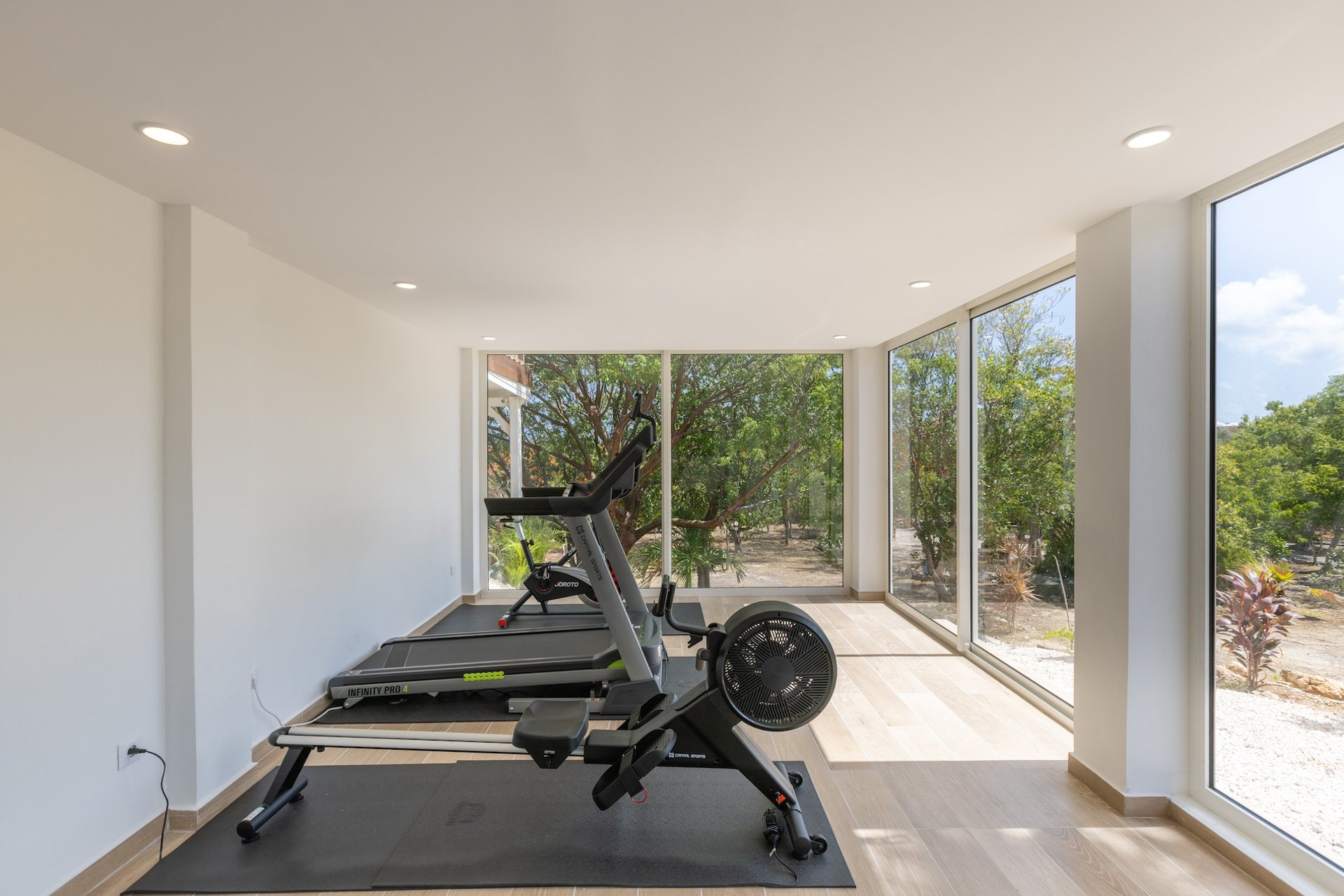 Villa Les Oliviers, a Four-Bedroom Terres Basses Retreat with Private Pool and Koi-Pond Calm - Photo 53