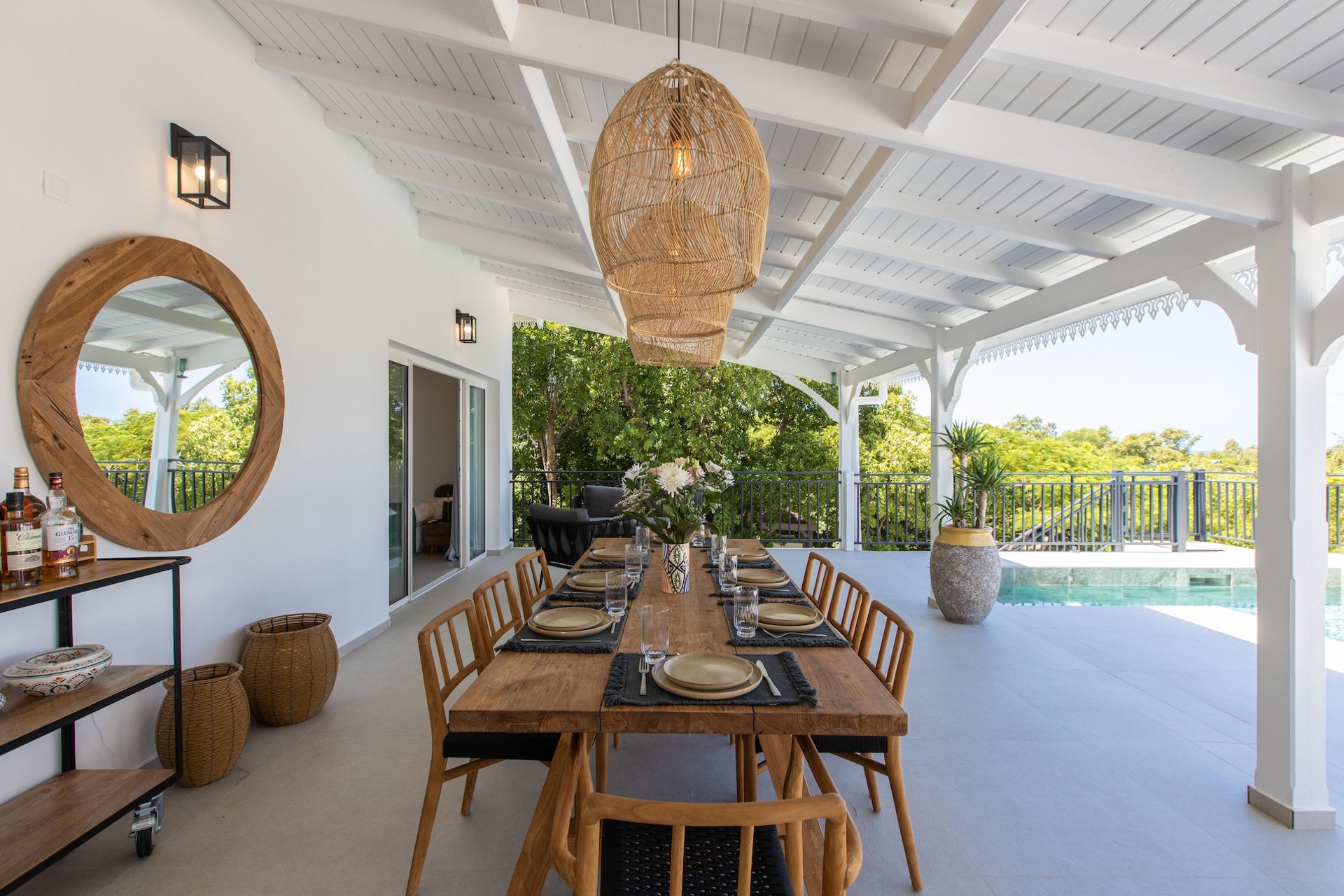 Villa Les Oliviers, a Four-Bedroom Terres Basses Retreat with Private Pool and Koi-Pond Calm - Photo 8