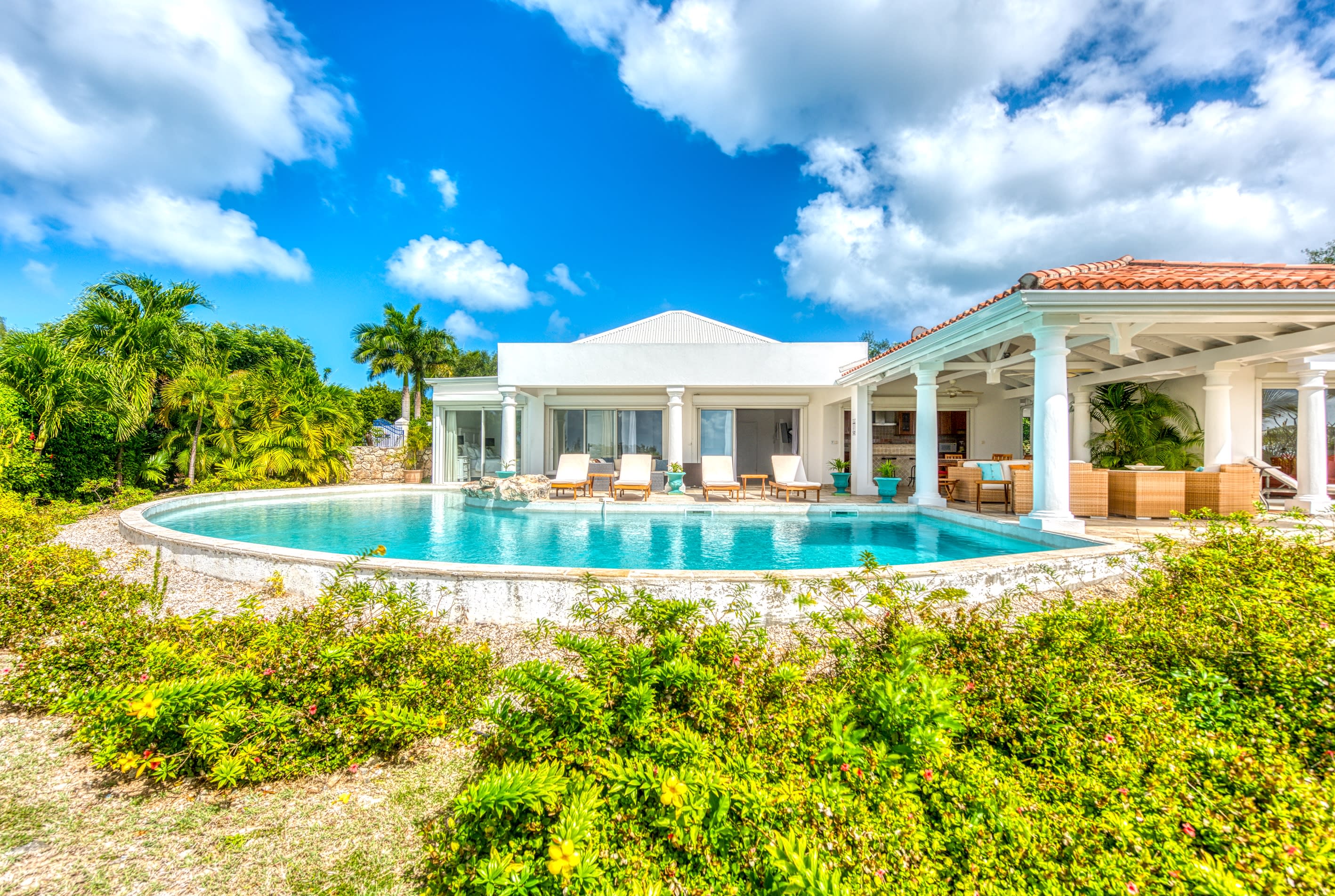 Villa Lune de Miel, A Romantic Two Bedroom Sea View Retreat in Terres Basses - Photo 10