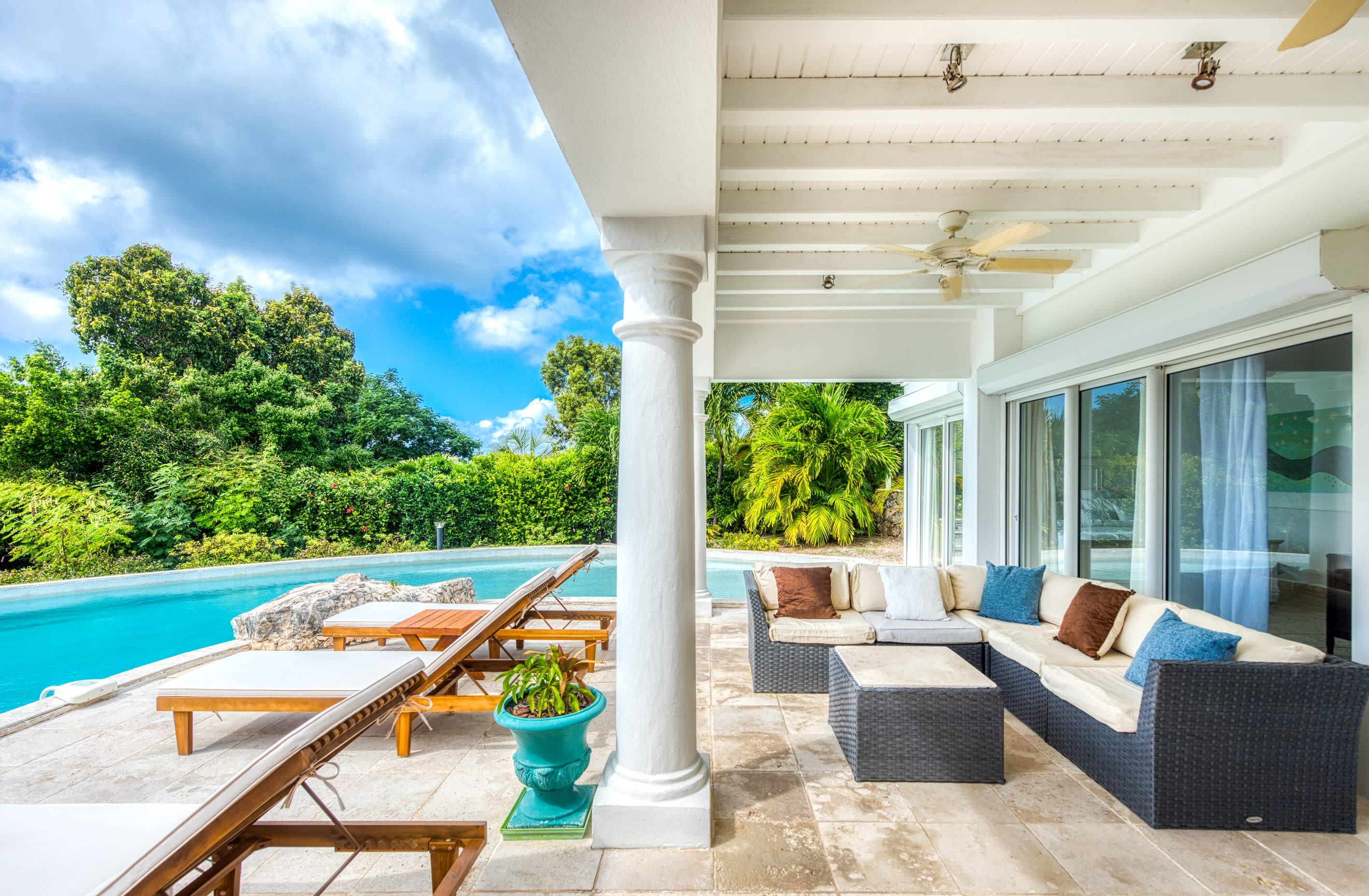 Villa Lune de Miel, A Romantic Two Bedroom Sea View Retreat in Terres Basses - Photo 41