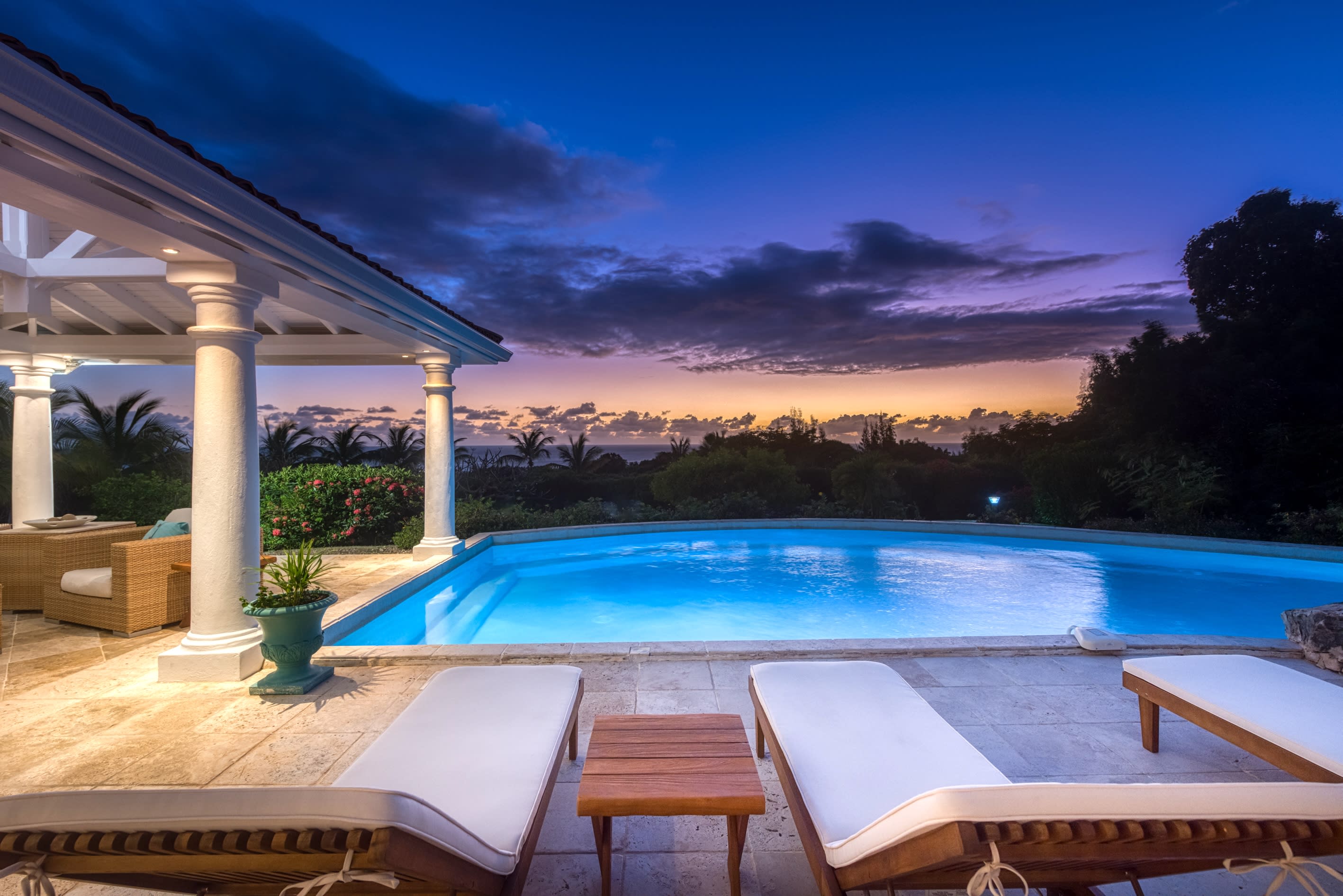 Villa Lune de Miel, A Romantic Two Bedroom Sea View Retreat in Terres Basses - Photo 49