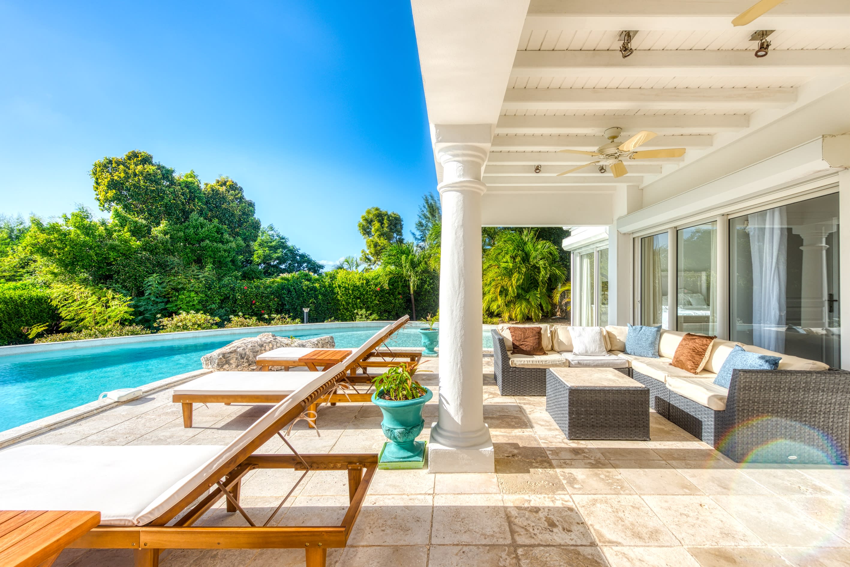 Villa Lune de Miel, A Romantic Two Bedroom Sea View Retreat in Terres Basses - Photo 5