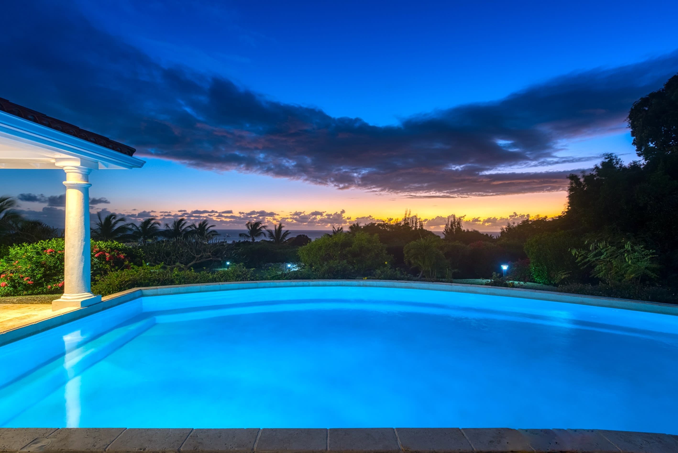 Villa Lune de Miel, A Romantic Two Bedroom Sea View Retreat in Terres Basses - Photo 50
