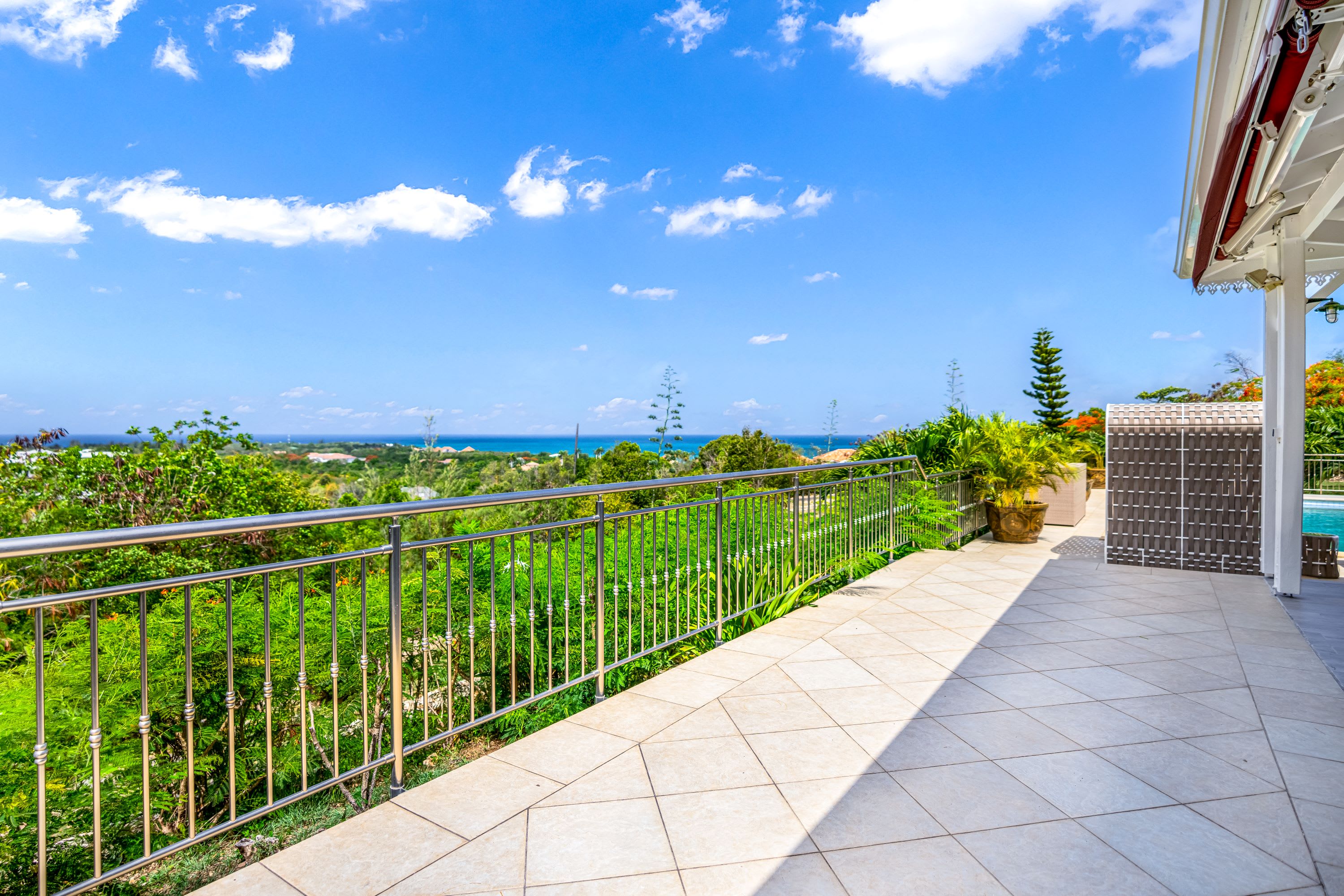 Villa Madras, 5 Bedroom Terres Basses Villa with Sea Views - Photo 10