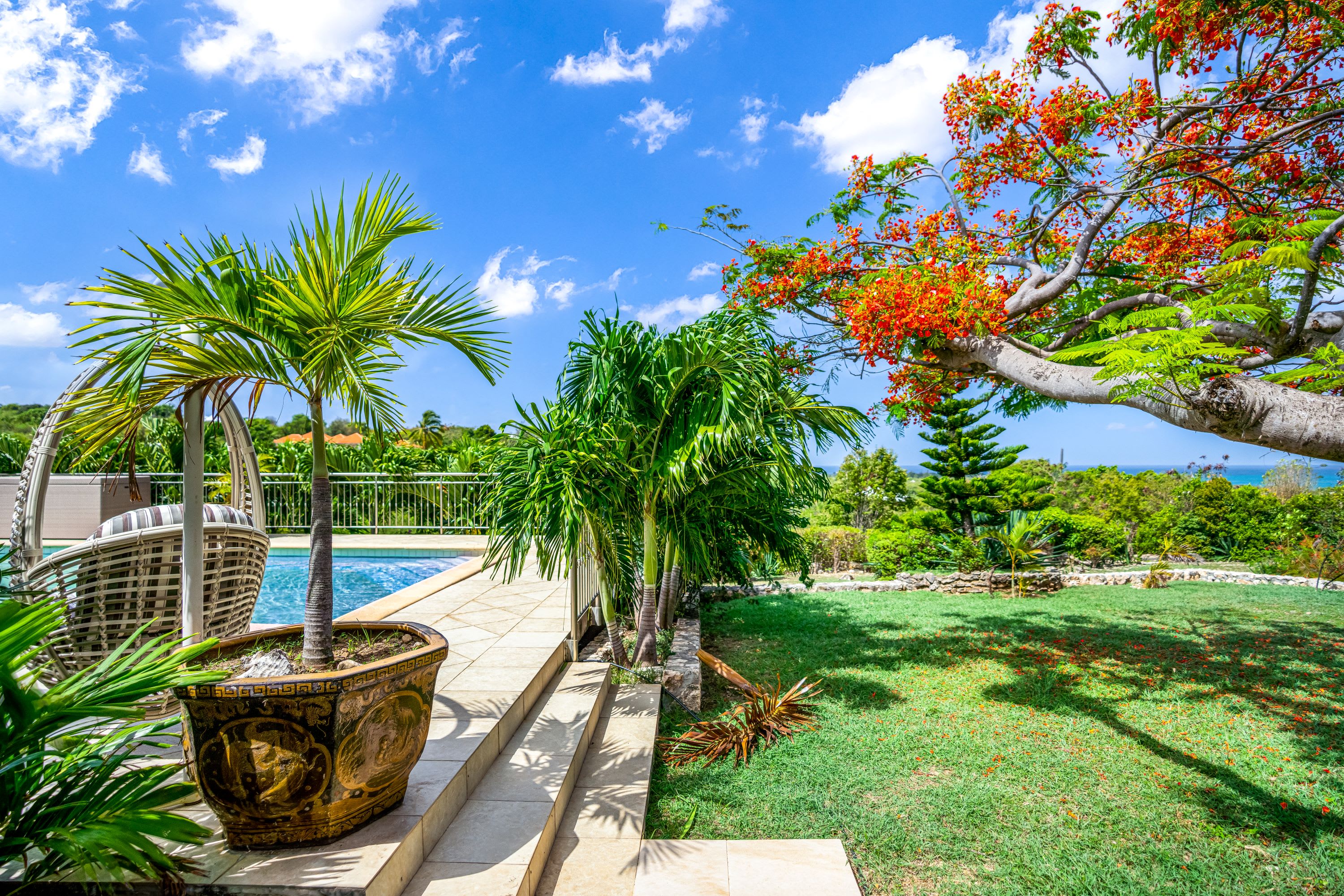 Villa Madras, 5 Bedroom Terres Basses Villa with Sea Views - Photo 12
