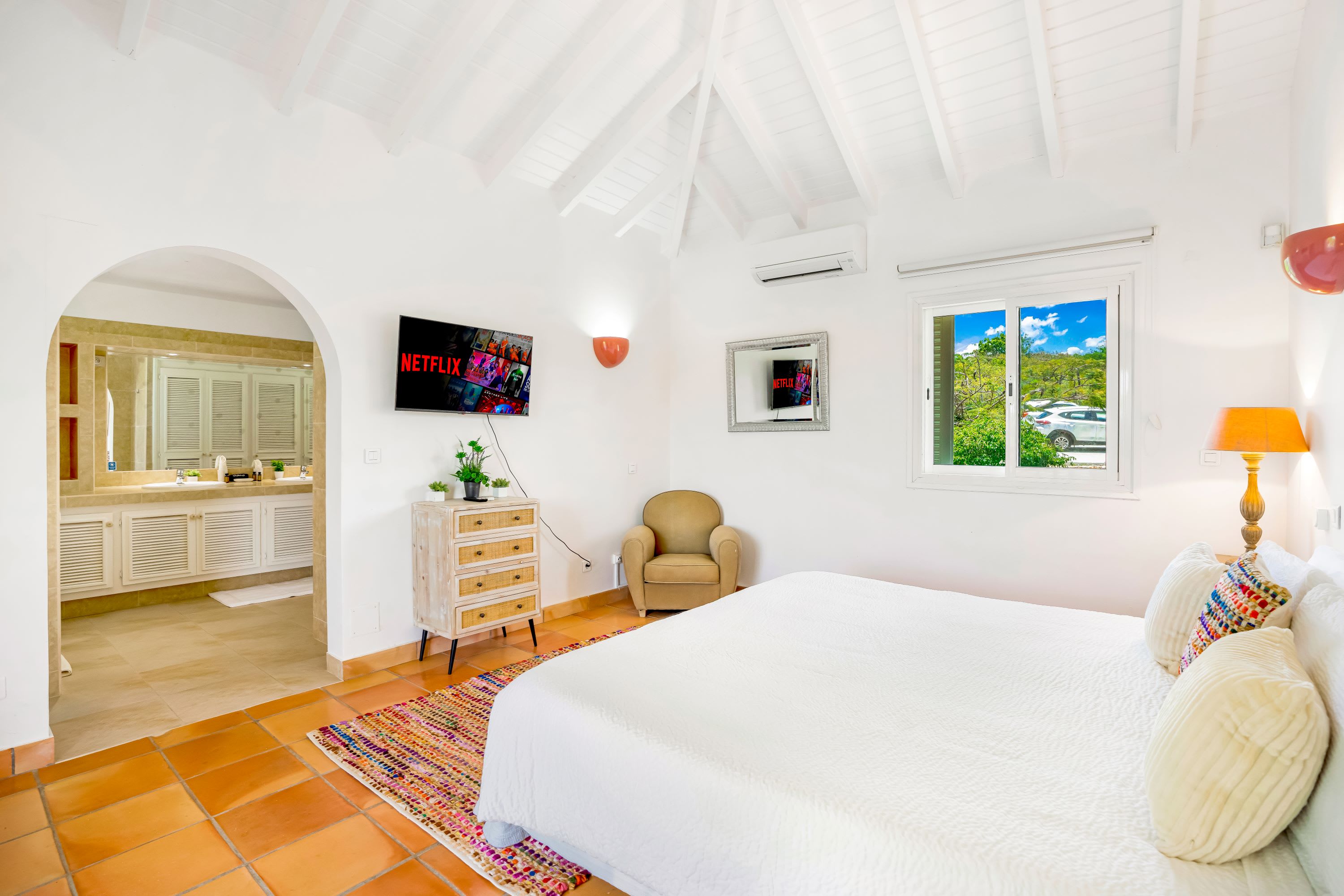 Villa Madras, 5 Bedroom Terres Basses Villa with Sea Views - Photo 41