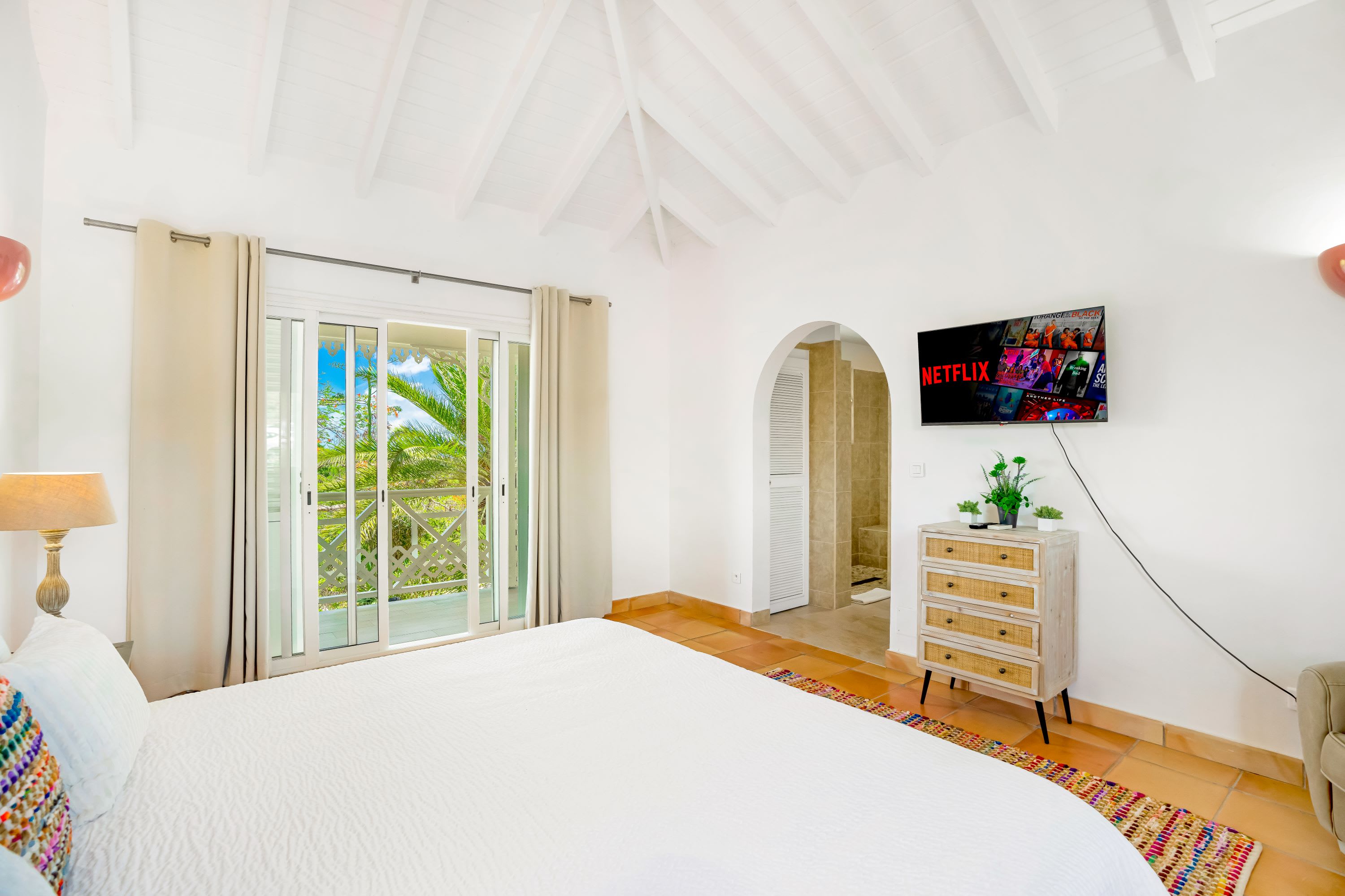 Villa Madras, 5 Bedroom Terres Basses Villa with Sea Views - Photo 42