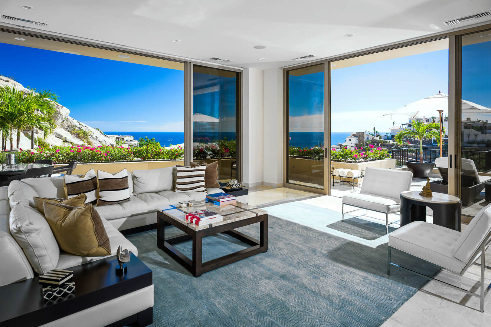 Villa Pacific West, Ocean-View Pedregal Villa Above the Pacific Gallery 1