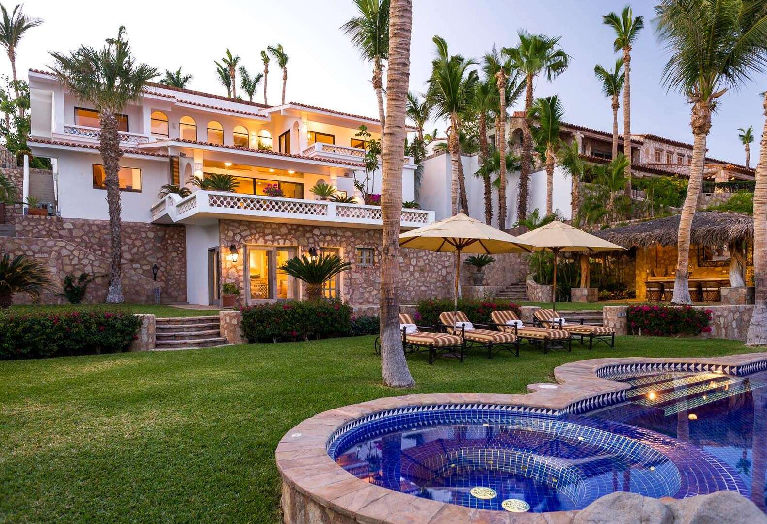 Villa Pacifica Palmilla, Beachfront Grace in Palmilla Norte