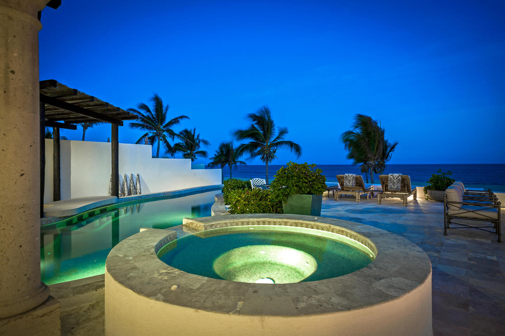 Villa Pacifica, Beachfront Pedregal Villa with Pool, Jacuzzi and Home Theatre - Photo 7