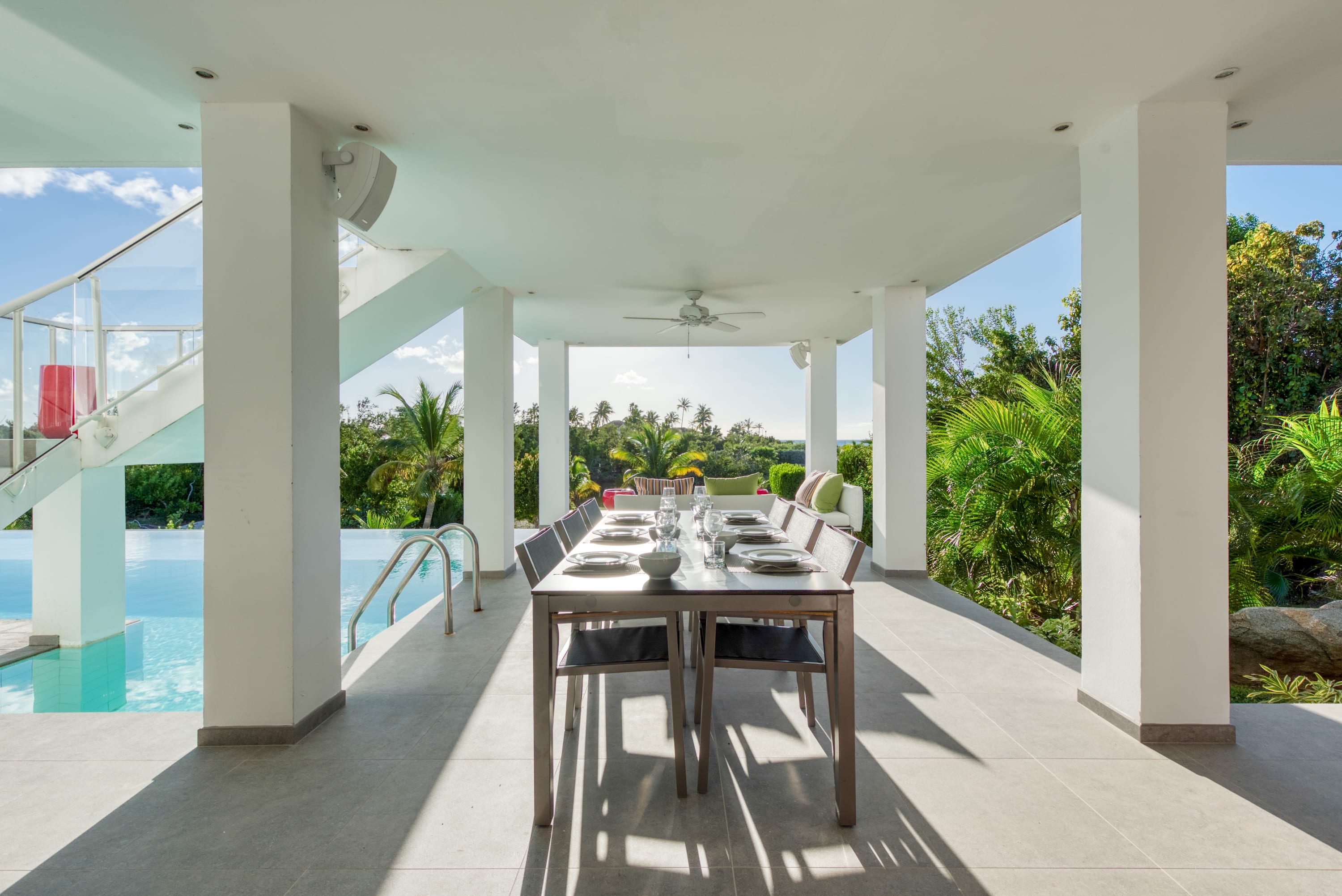 Villa Palm Bay, a Sleek Sea View Retreat in Terres Basses - Photo 14