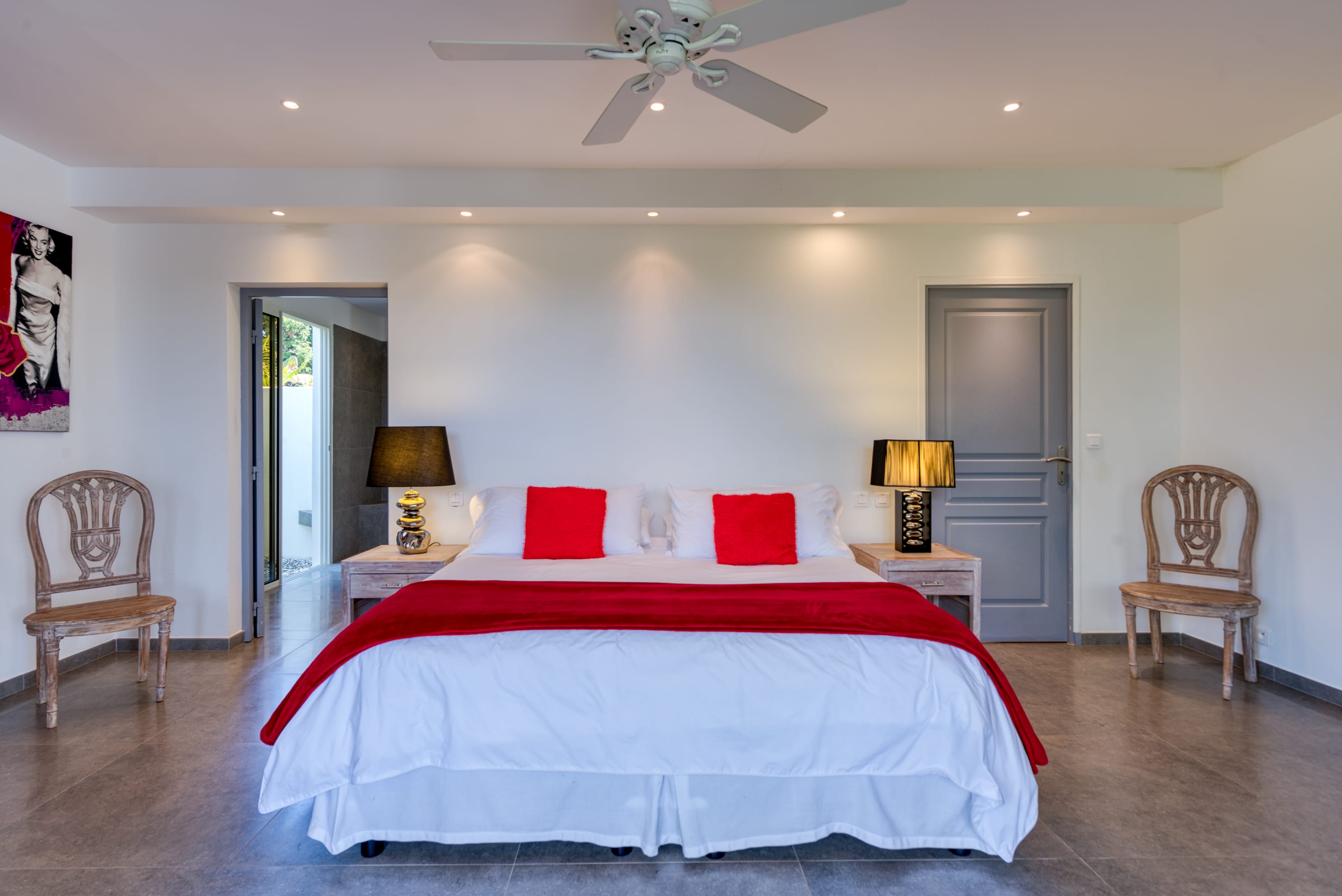Villa Palm Bay, a Sleek Sea View Retreat in Terres Basses - Photo 28