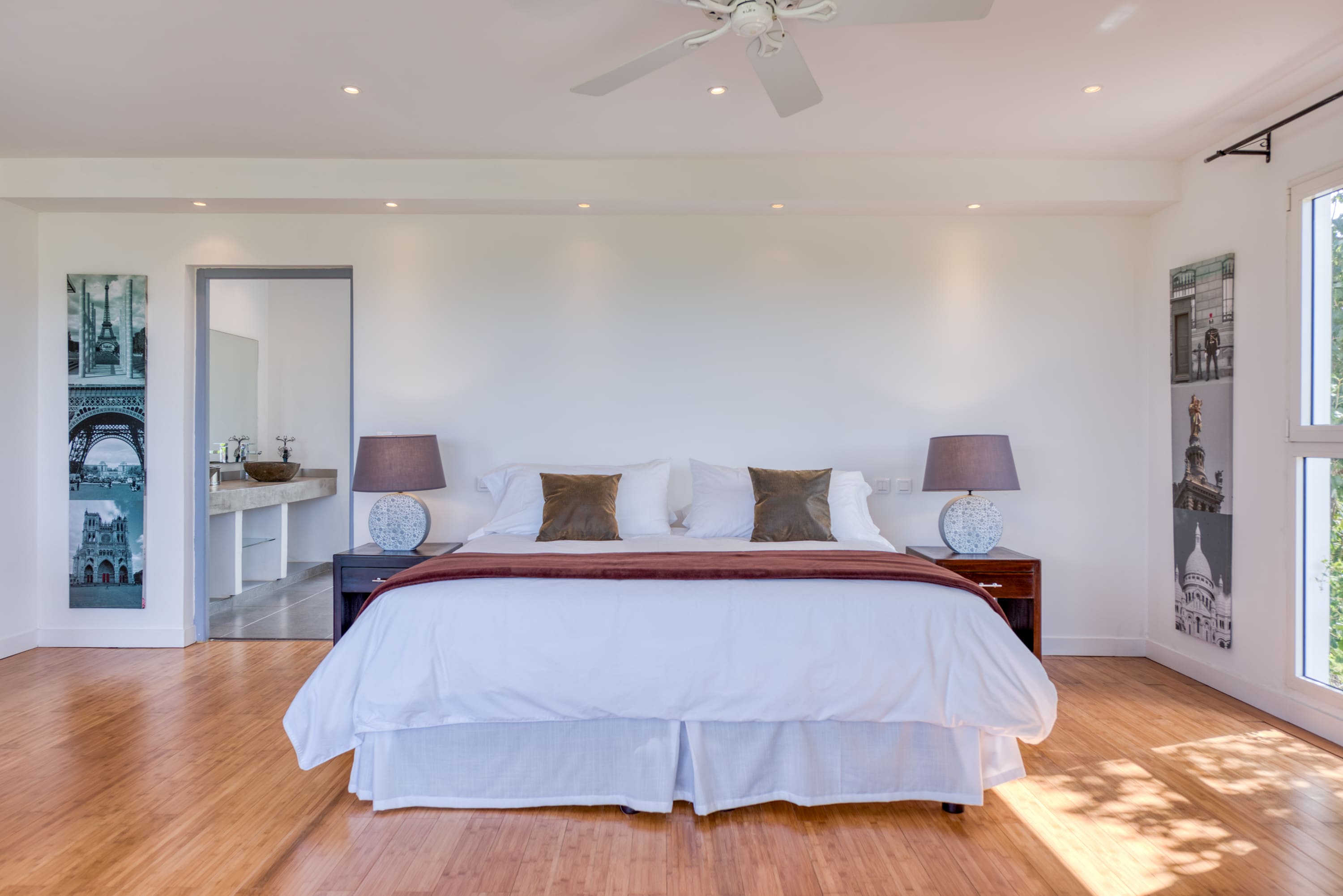 Villa Palm Bay, a Sleek Sea View Retreat in Terres Basses - Photo 40