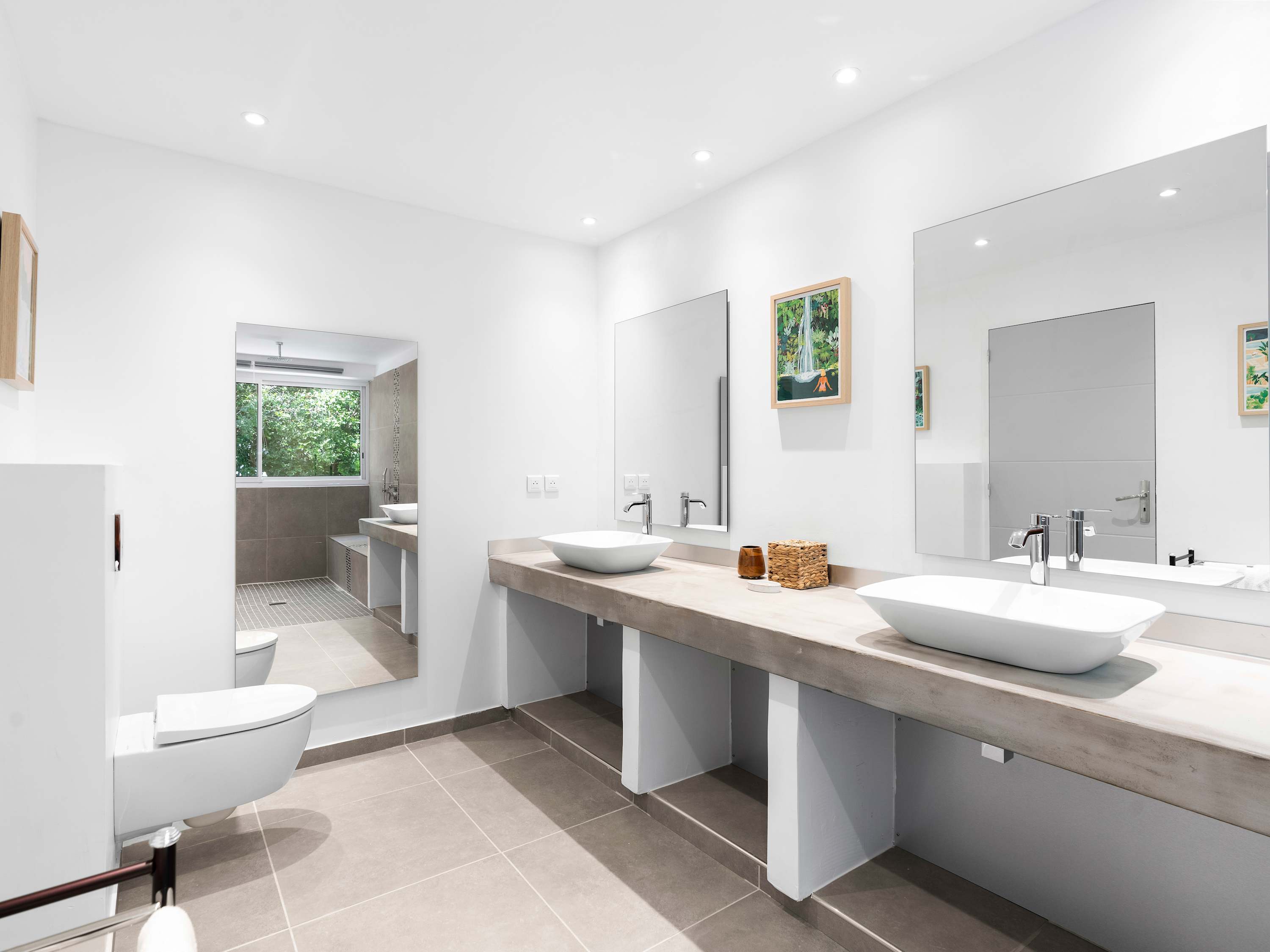 Villa Palm Bay, a Sleek Sea View Retreat in Terres Basses - Photo 57