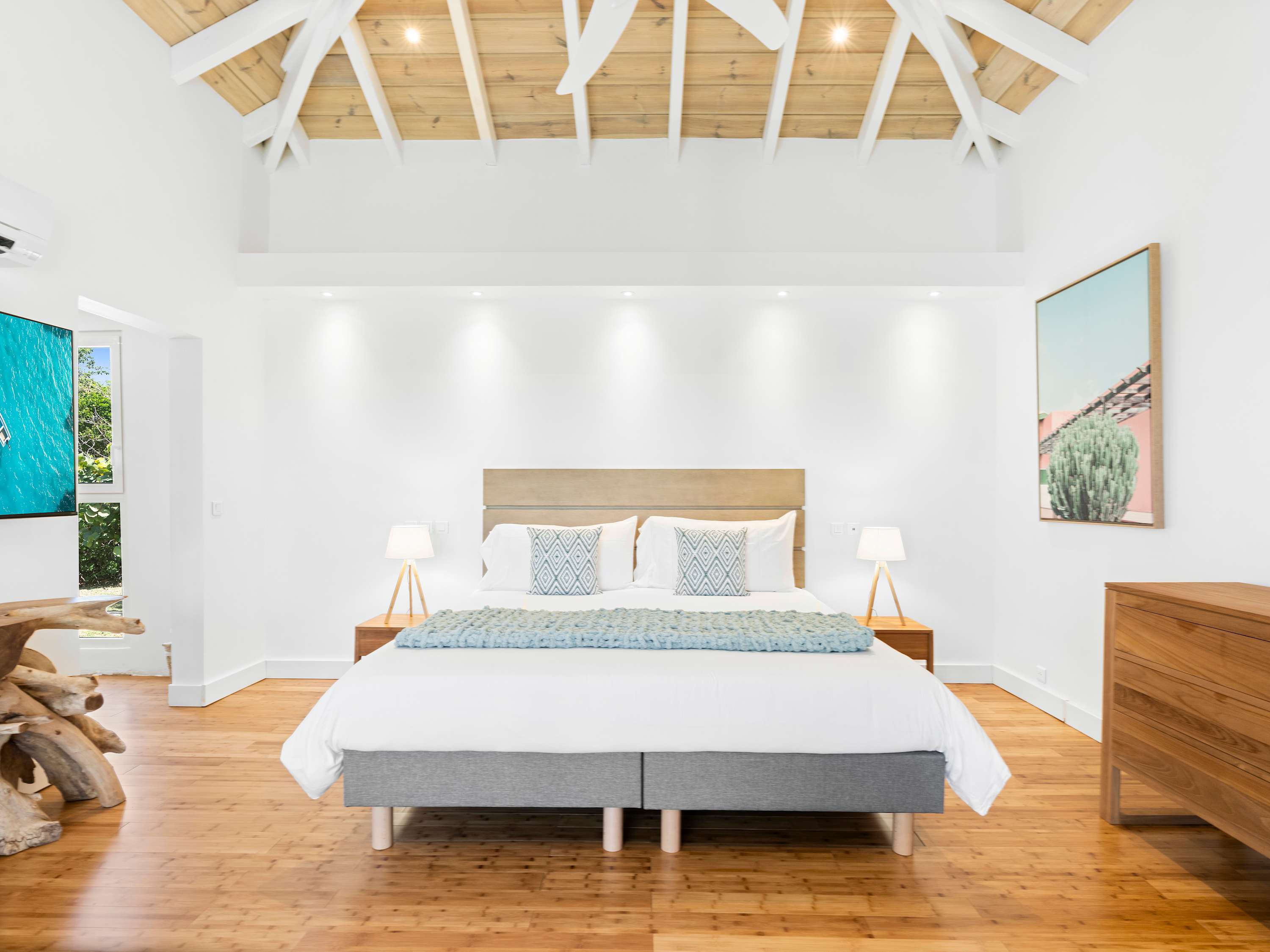 Villa Palm Bay, a Sleek Sea View Retreat in Terres Basses - Photo 61