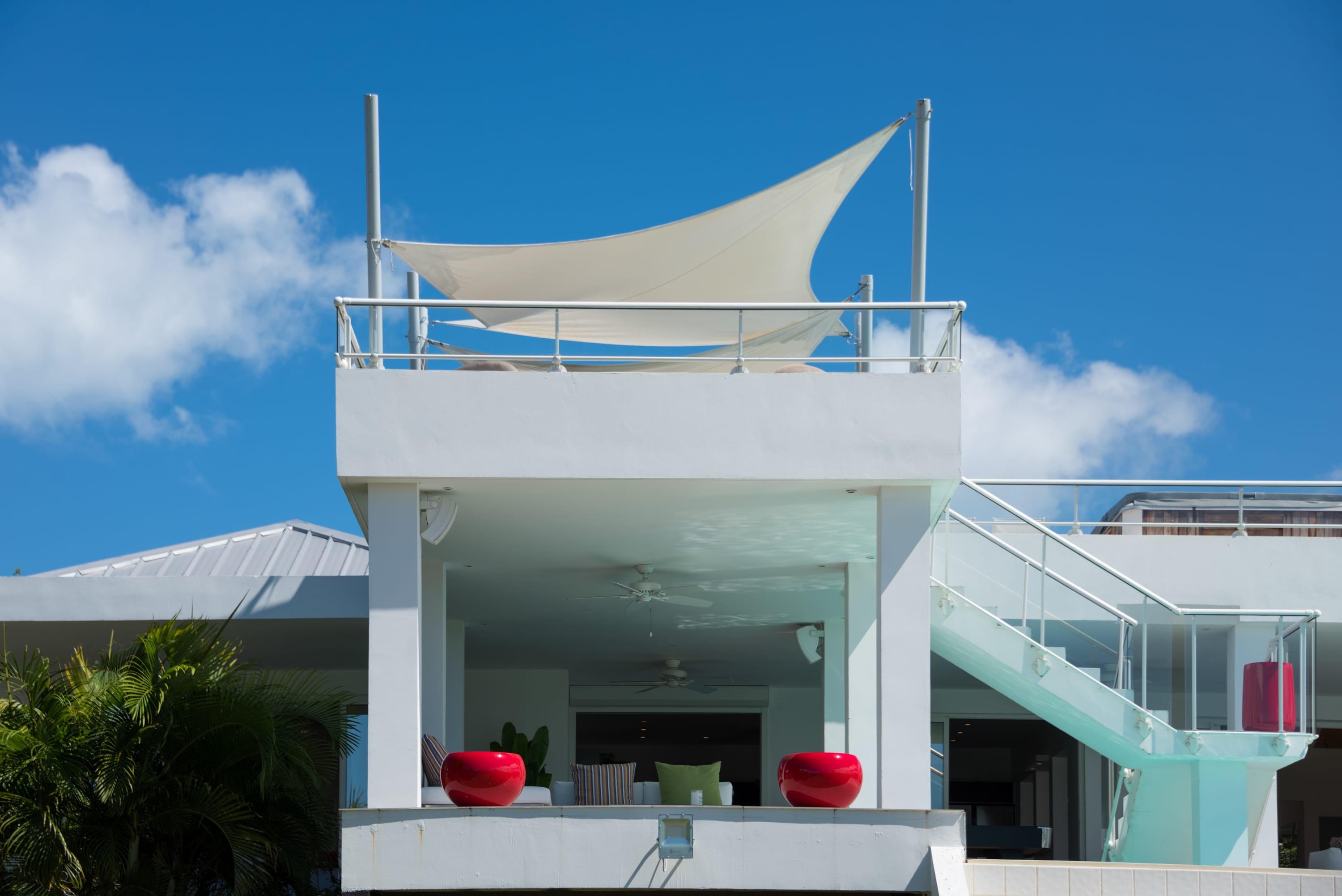 Villa Palm Bay, a Sleek Sea View Retreat in Terres Basses - Photo 8