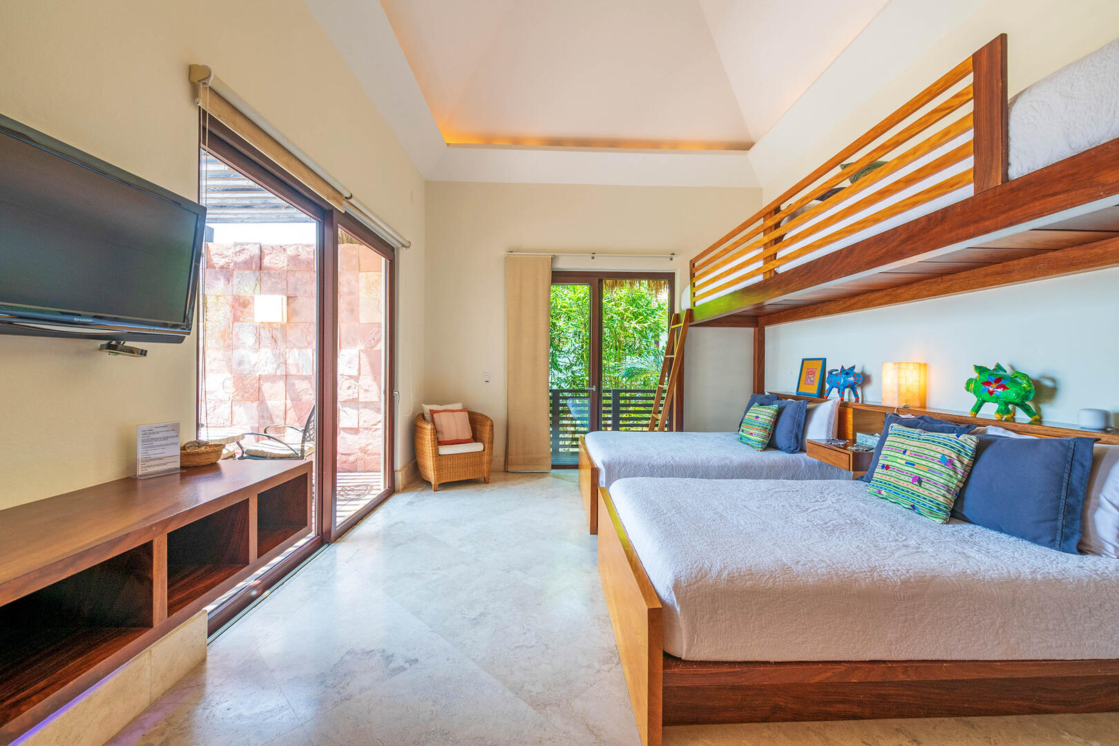 Villa Perla, a Three Bedroom Punta Mita Villa with Ocean Views, Infinity Pool and Beach Club Access - Photo 12