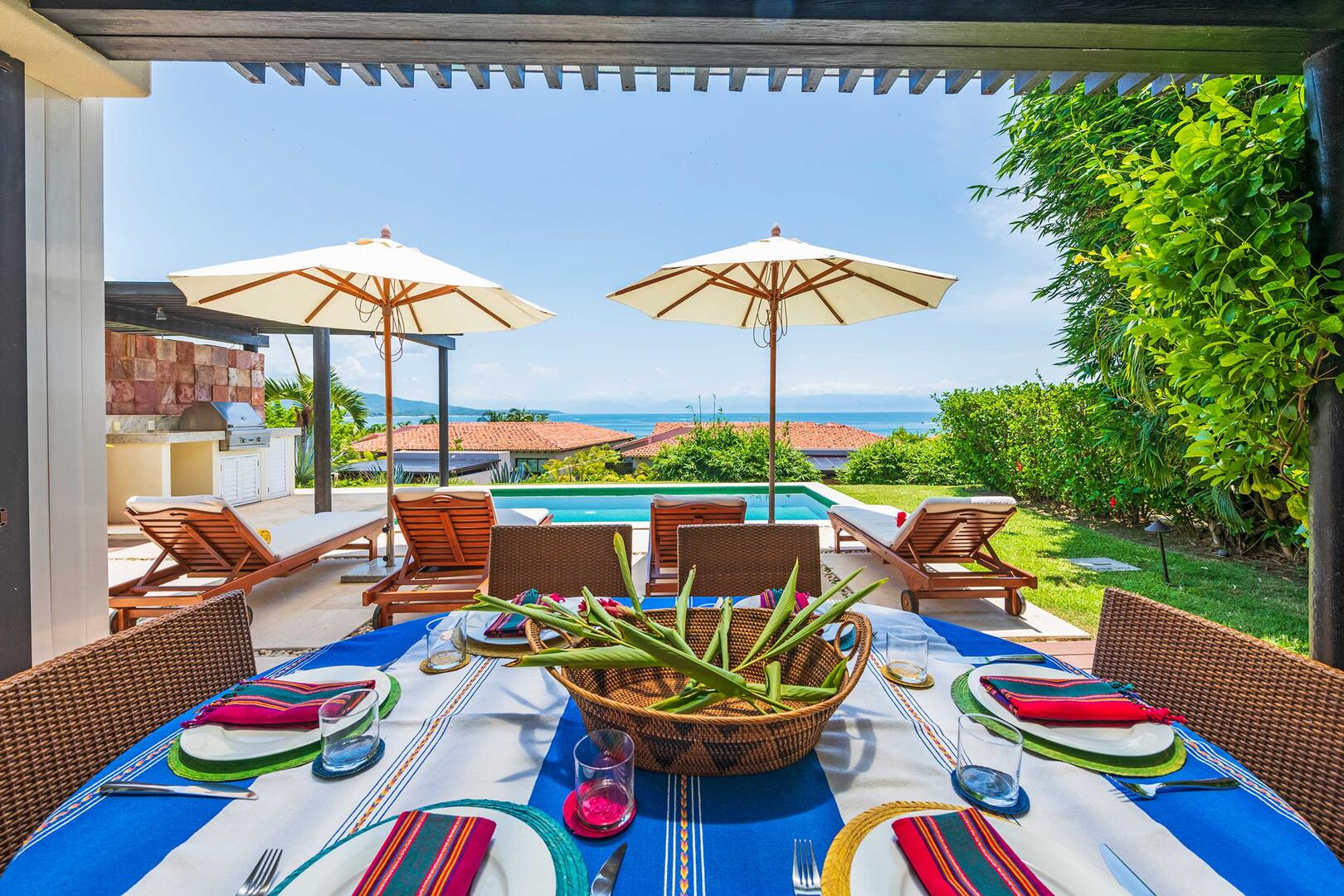 Villa Perla, a Three Bedroom Punta Mita Villa with Ocean Views, Infinity Pool and Beach Club Access - Photo 5