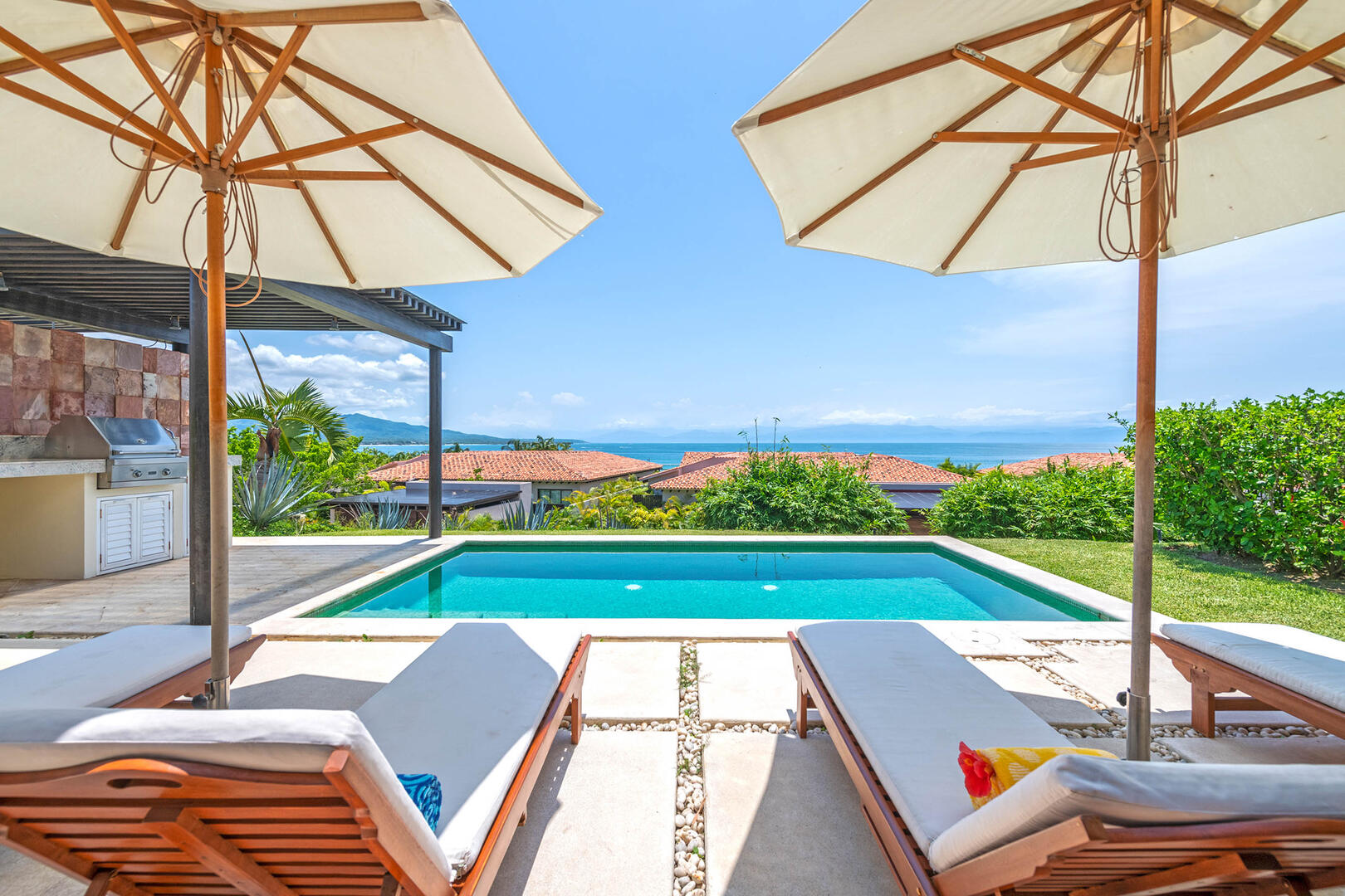 Villa Perla, a Three Bedroom Punta Mita Villa with Ocean Views, Infinity Pool and Beach Club Access - Photo 46