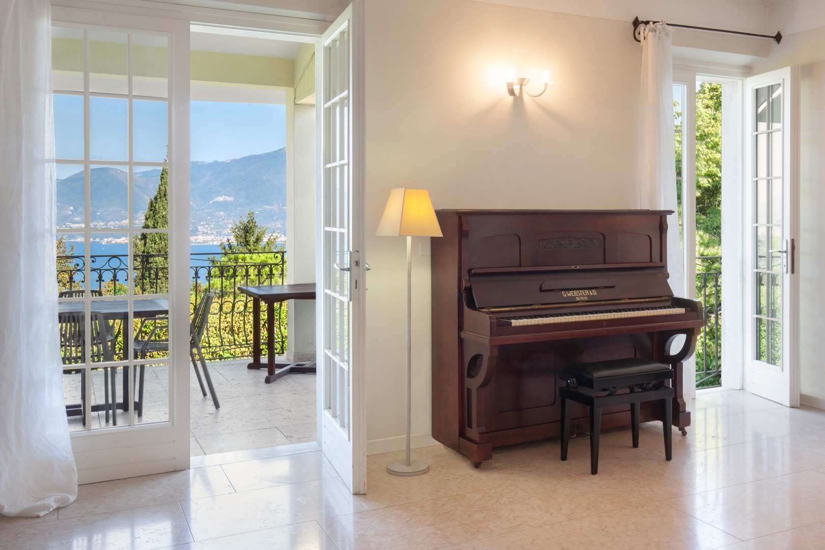 Villa Sorte, Panoramic Lake Garda Villa with Private Pool Gallery 2