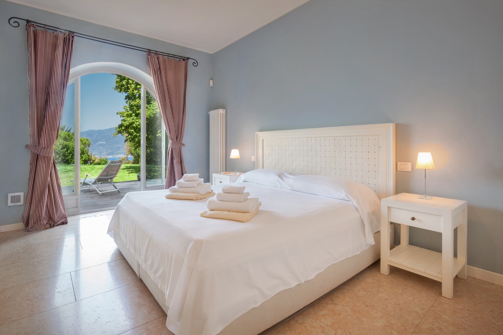 Villa Sorte, Panoramic Lake Garda Villa with Private Pool - Photo 5