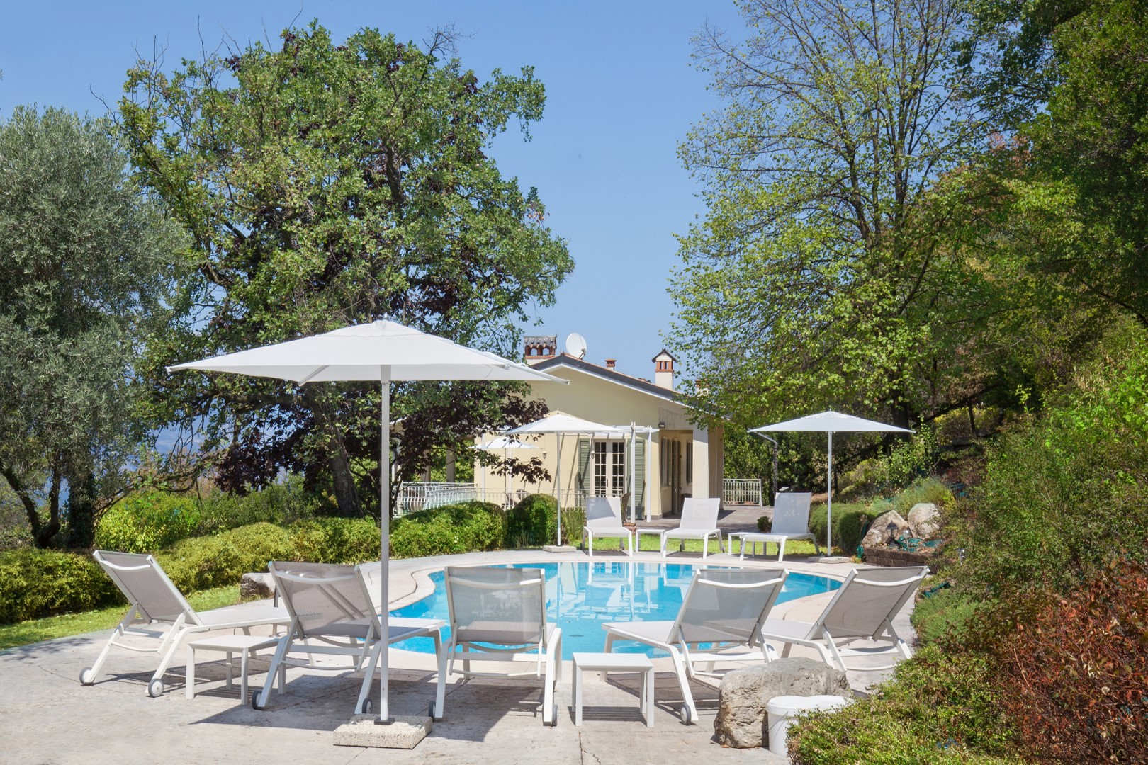 Villa Sorte, Panoramic Lake Garda Villa with Private Pool - Photo 8