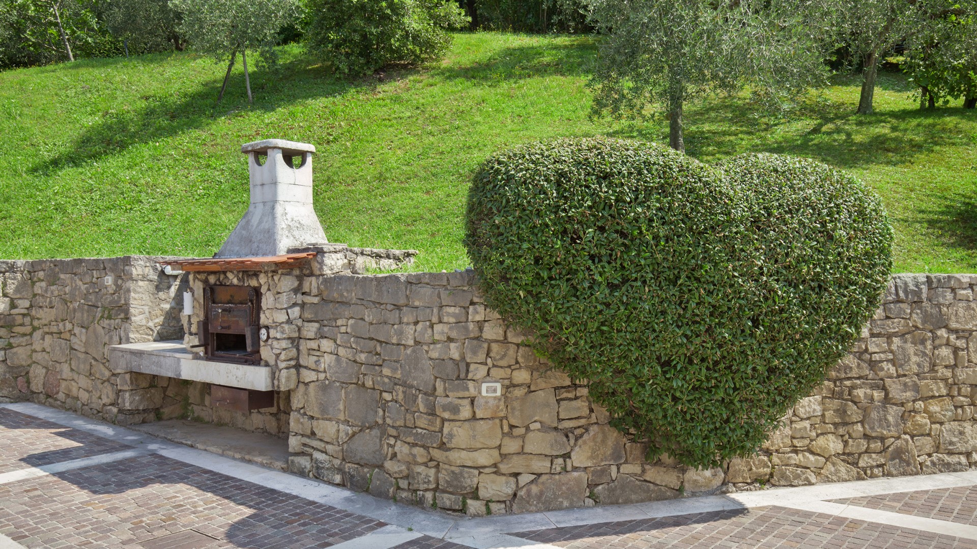 Villa Sybille, Contemporary Lake Garda Villa with Panoramic Views - Photo 14
