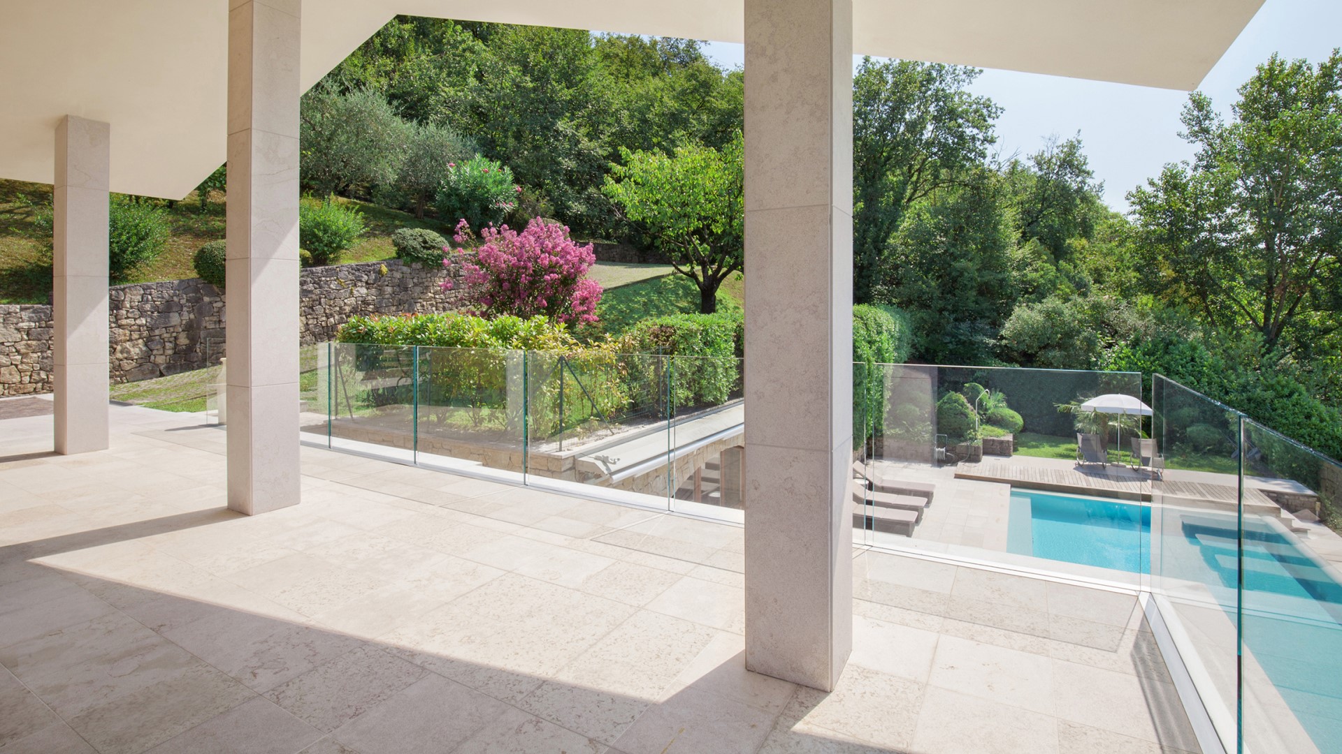 Villa Sybille, Contemporary Lake Garda Villa with Panoramic Views - Photo 16