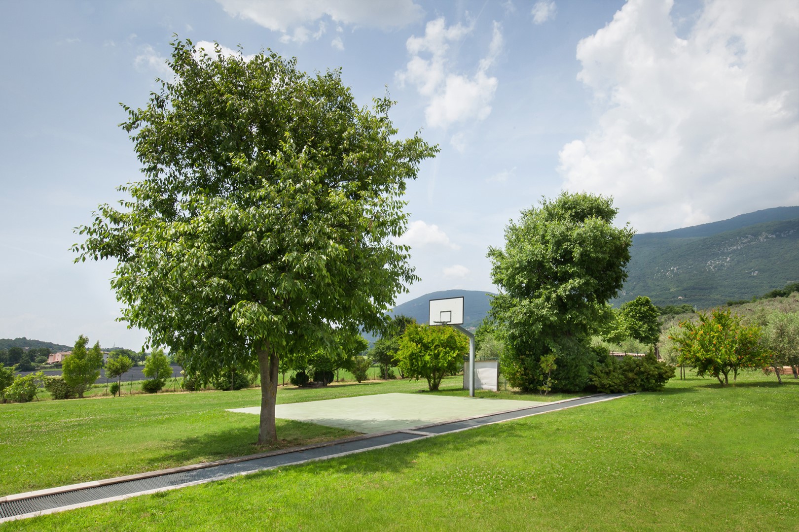 Villa Tenuta Campetti, Seven Bedrooms Among Veneto Vines Near Lake Garda - Photo 16
