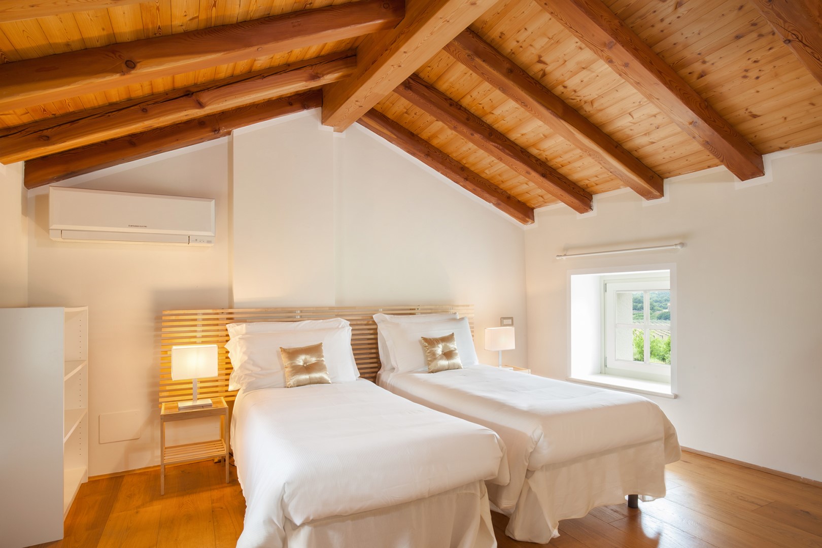 Villa Tenuta Campetti, Seven Bedrooms Among Veneto Vines Near Lake Garda - Photo 41