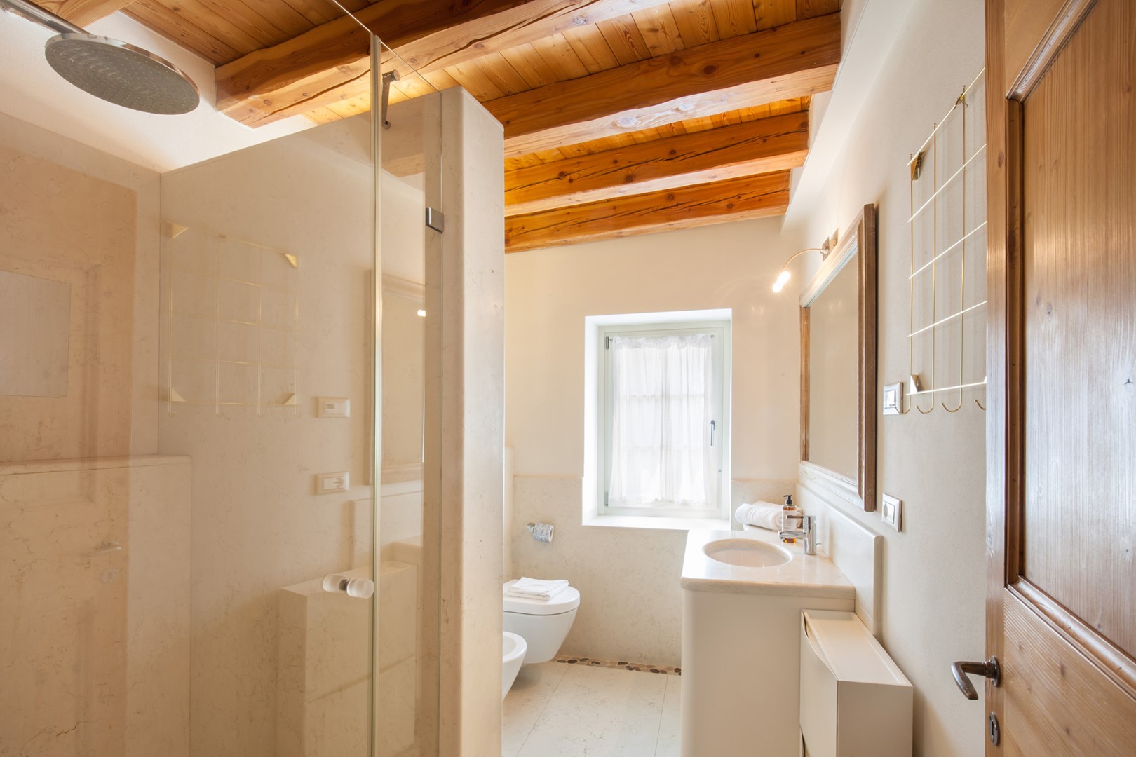 Villa Tenuta Campetti, Seven Bedrooms Among Veneto Vines Near Lake Garda - Photo 49