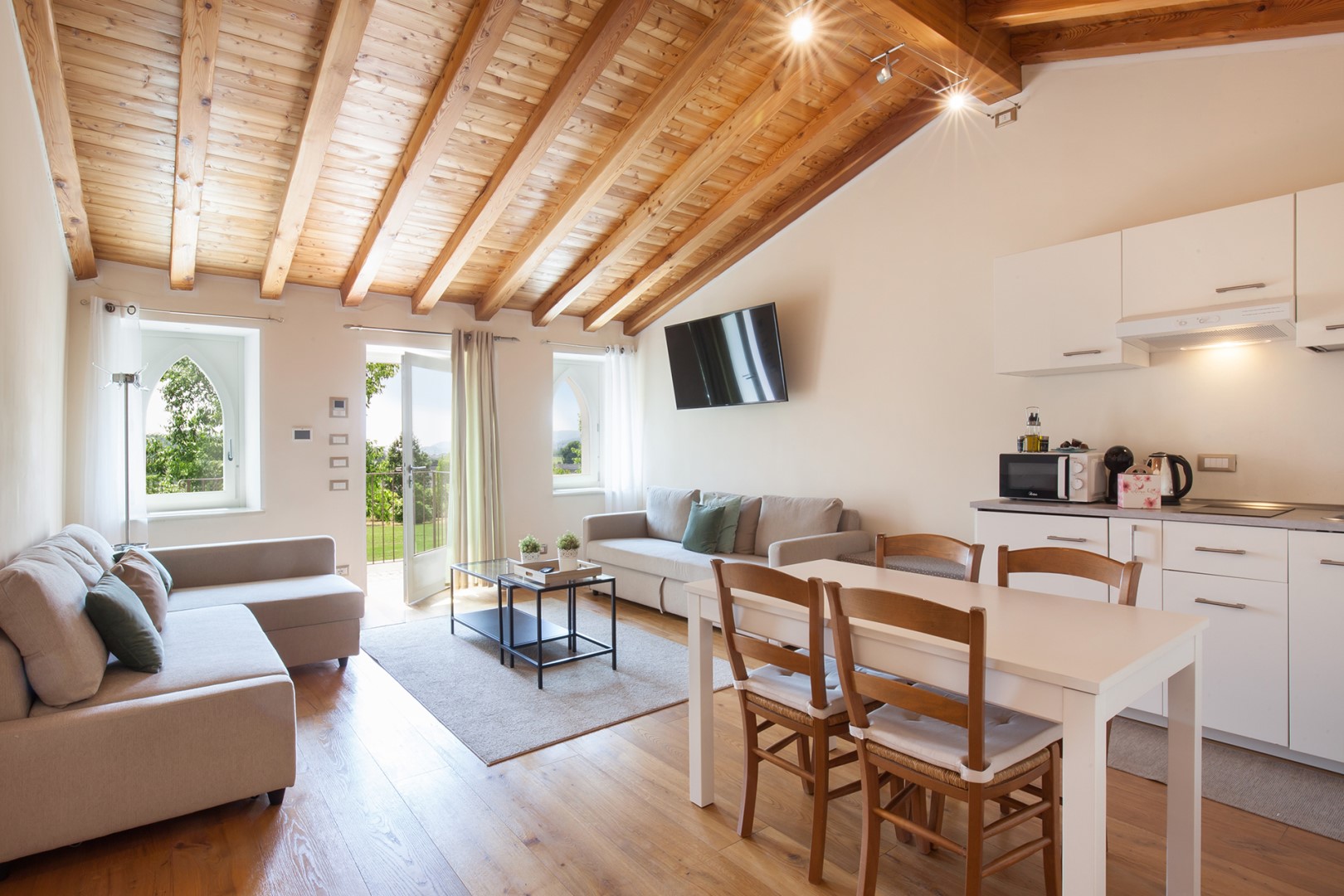 Villa Tenuta Campetti, Seven Bedrooms Among Veneto Vines Near Lake Garda - Photo 53