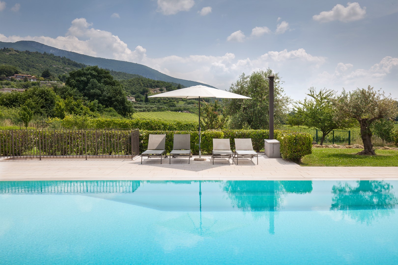 Villa Tenuta Campetti, Seven Bedrooms Among Veneto Vines Near Lake Garda - Photo 7