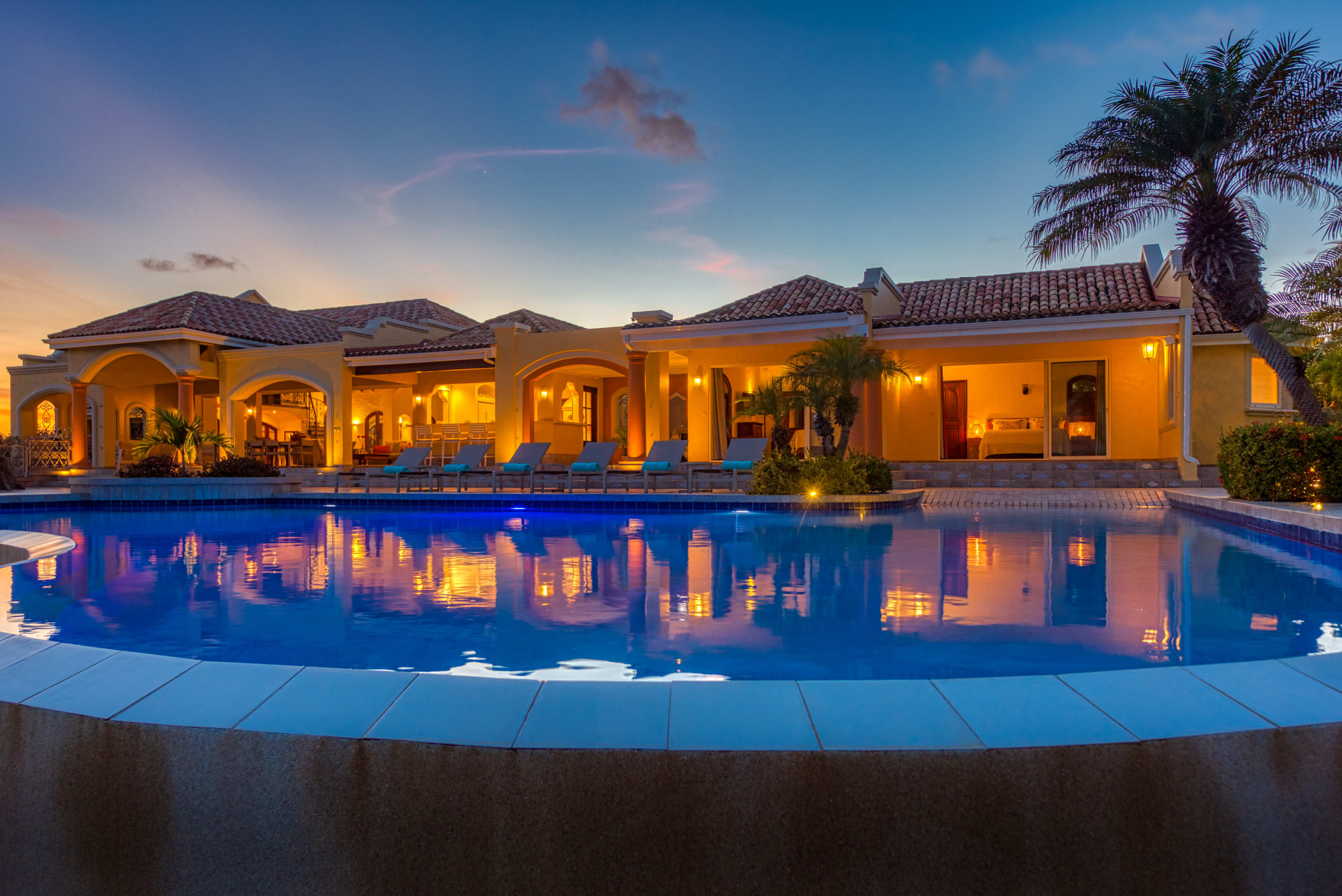 Villa Terre Azure, Terres Basses Villa with Lagoon Views and a 50-Foot Infinity Pool - Photo 31